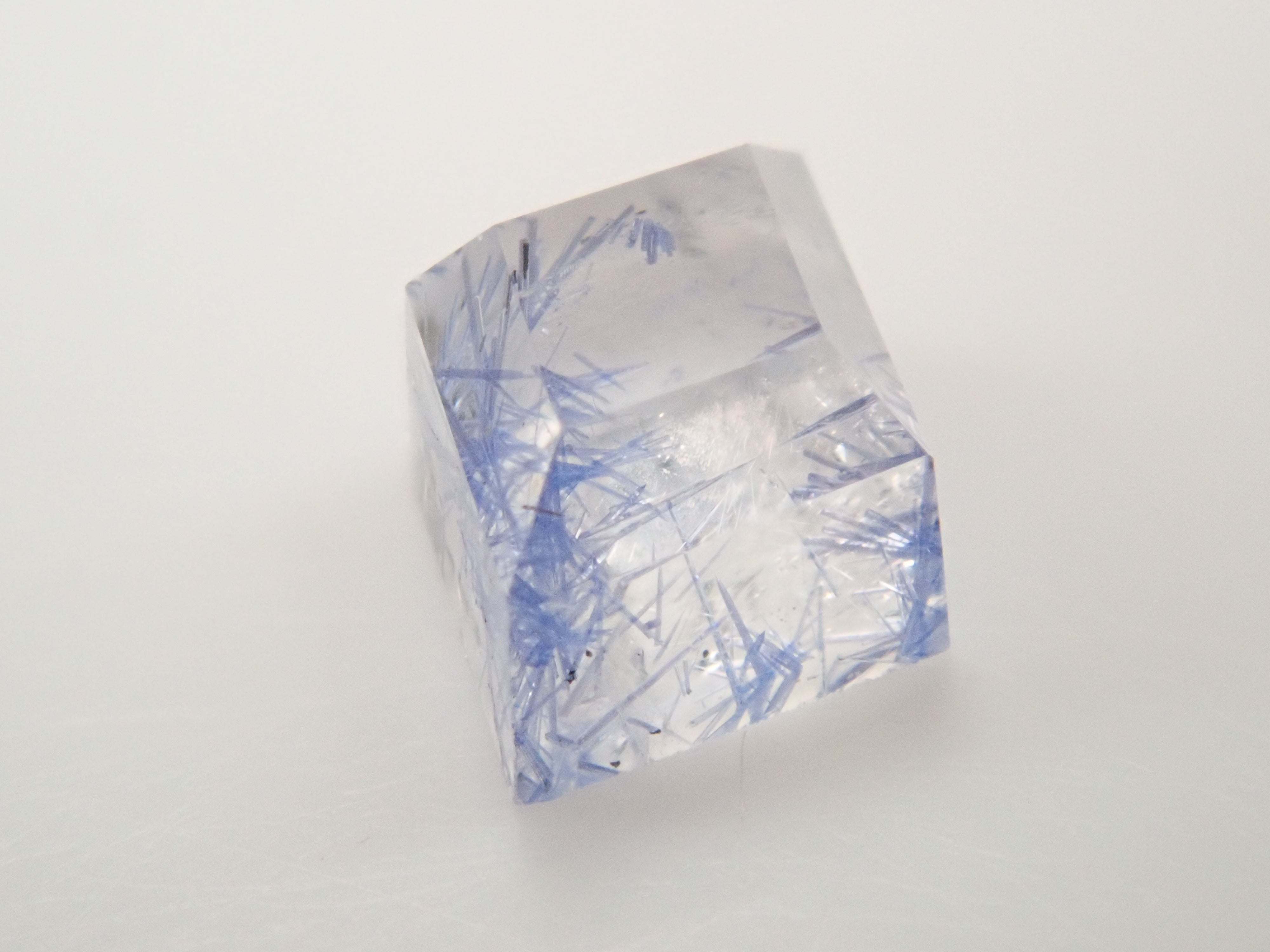 【11/1 22時販売】デュモルチェライトインクォーツ 0.350ctルース