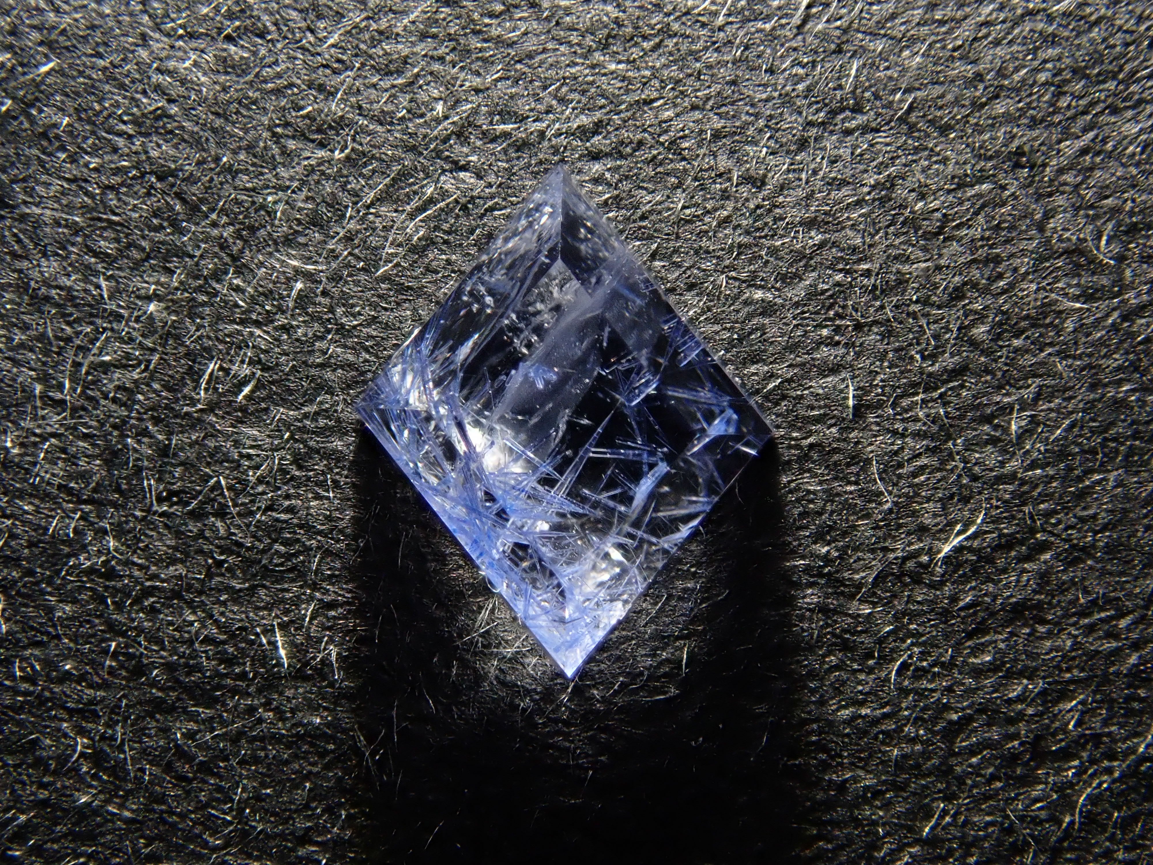 【11/1 22時販売】デュモルチェライトインクォーツ 0.350ctルース