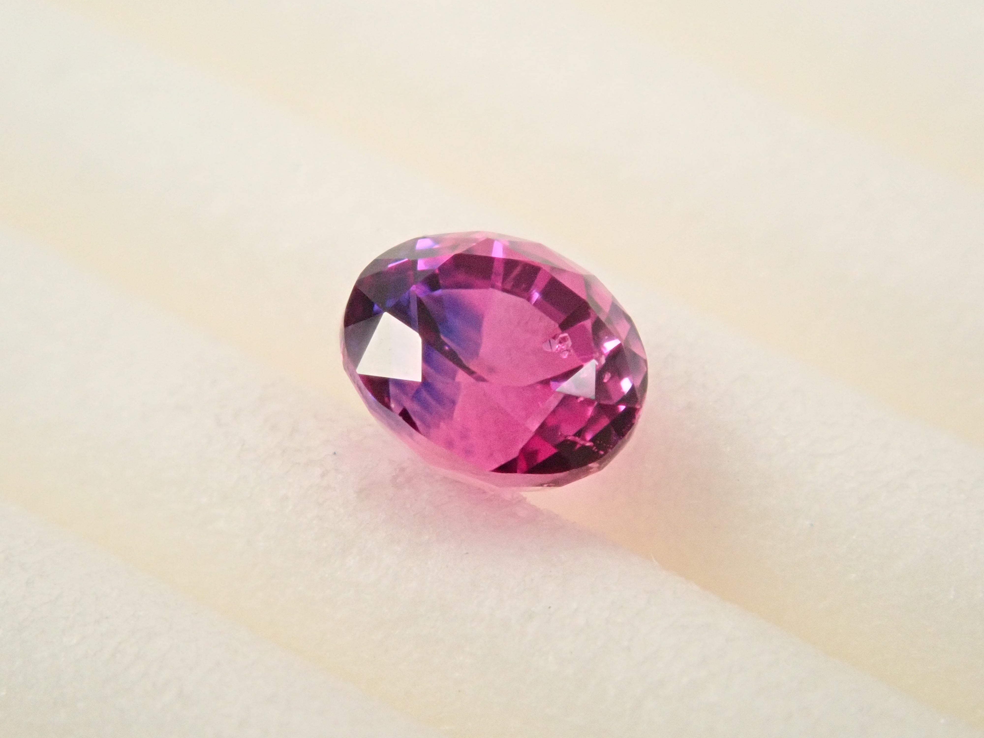 【10/31 22時販売】タンザニア産バイカラーサファイア 0.486ctルース