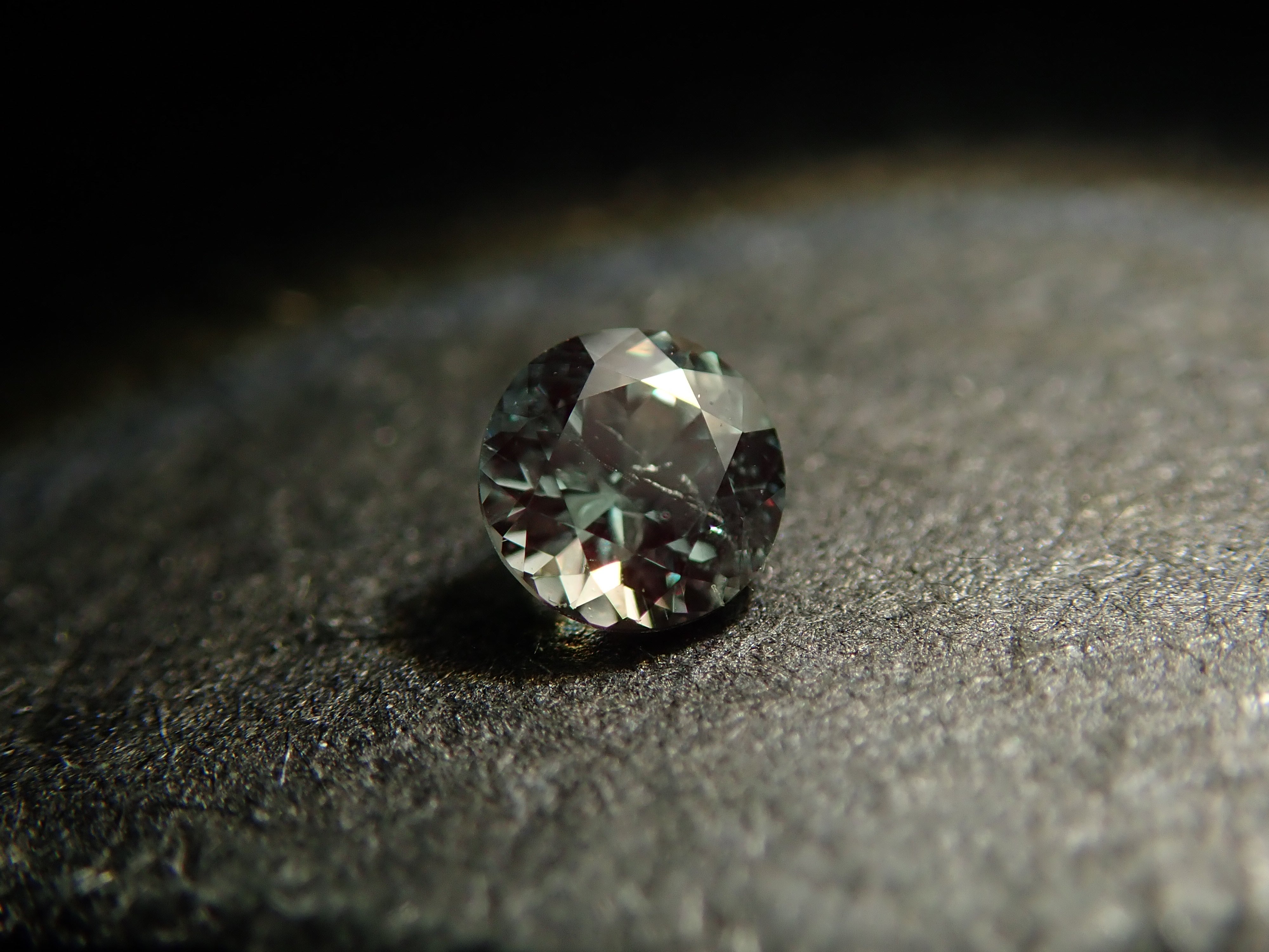 【11/3 22時販売】ロシア産アレキサンドライト 2/5mm/0.070ctルース