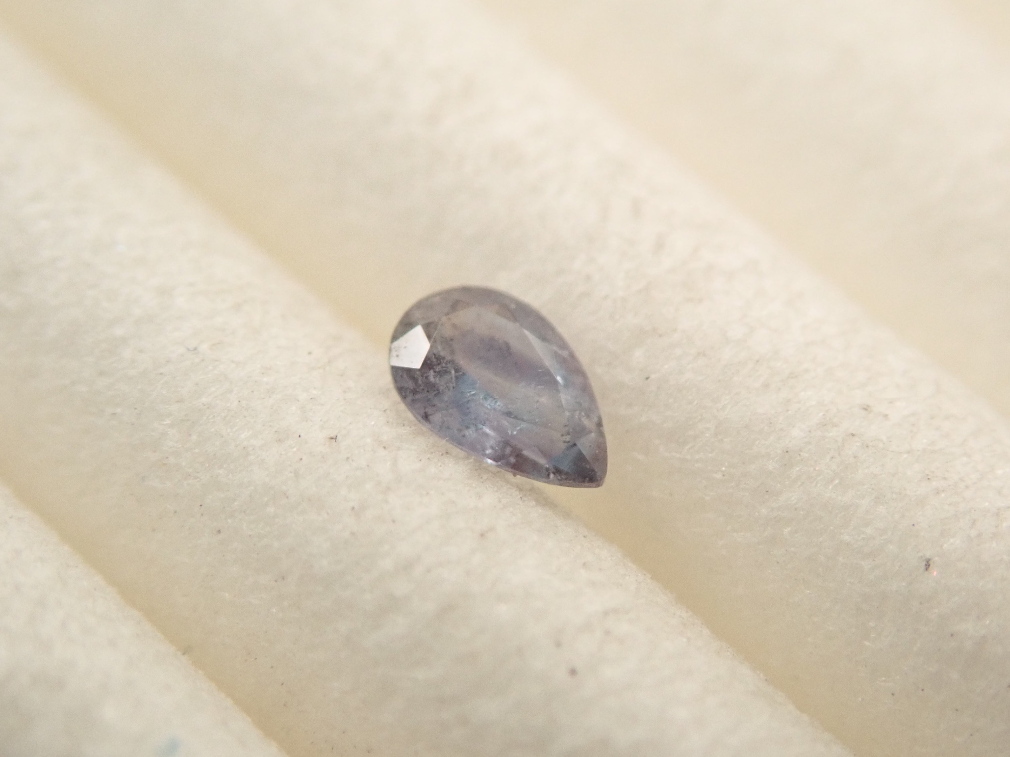 【11/3 22時販売】ロシア産アレキサンドライト 0.049ctルース