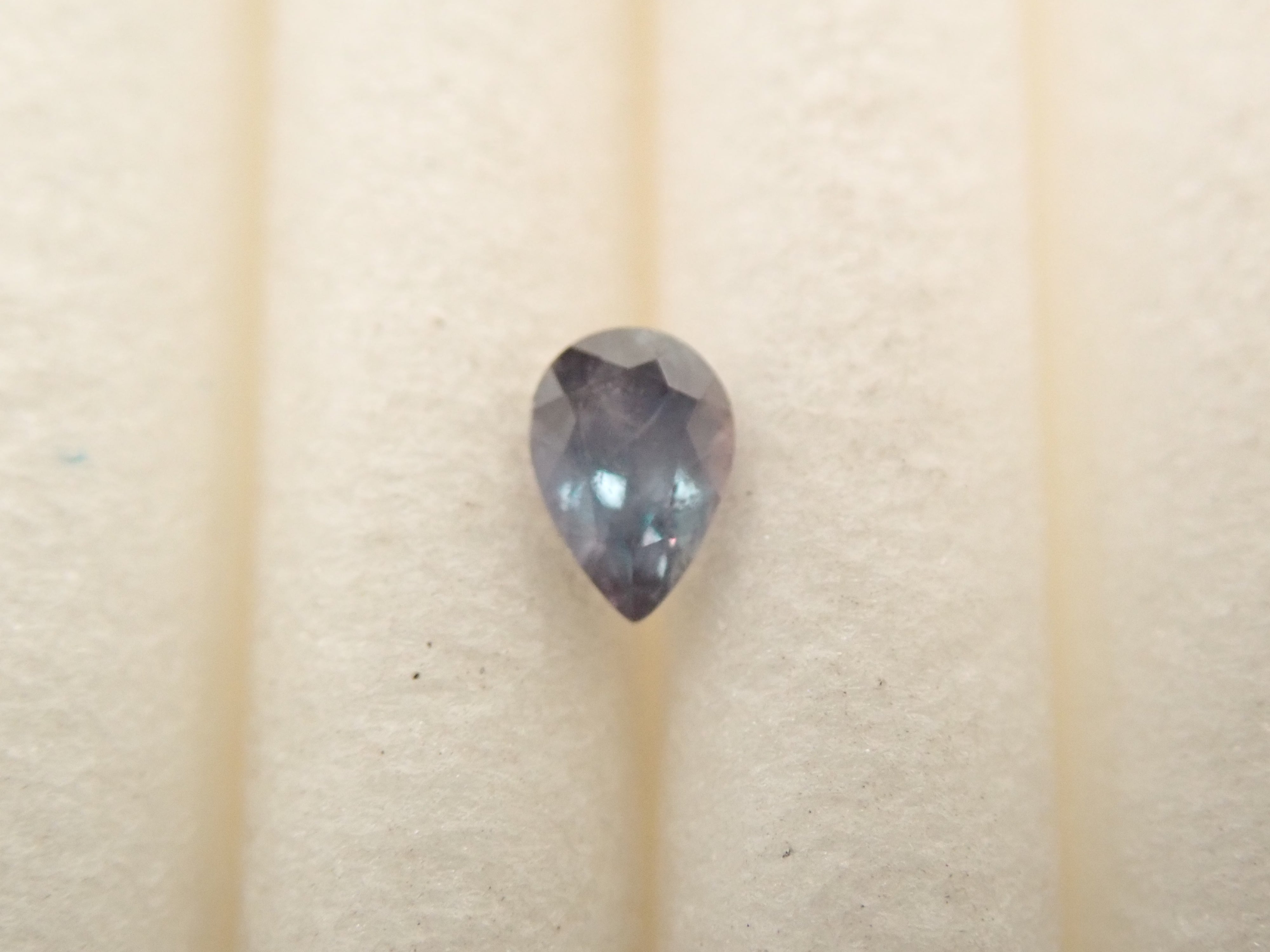 【11/3 22時販売】ロシア産アレキサンドライト 0.074ctルース