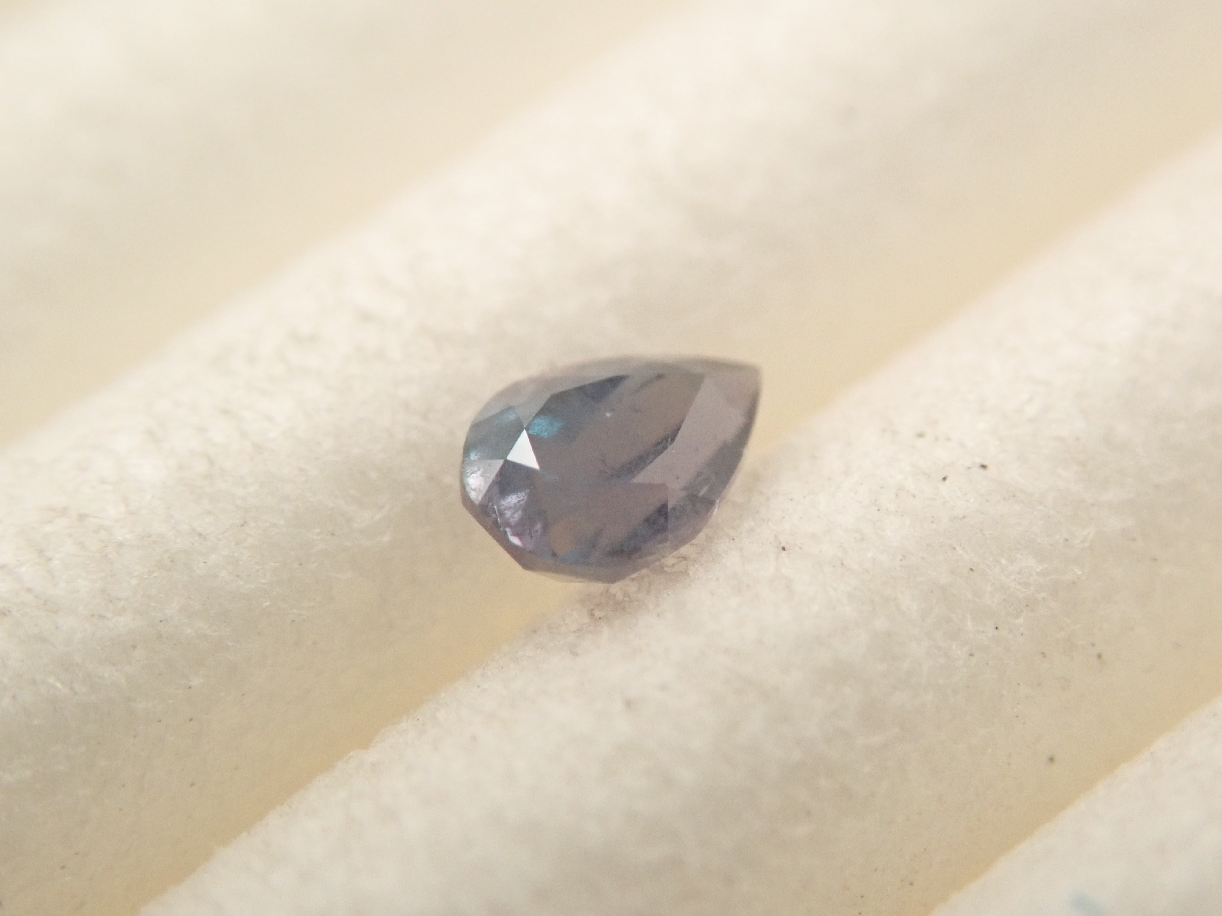 【11/3 22時販売】ロシア産アレキサンドライト 0.074ctルース