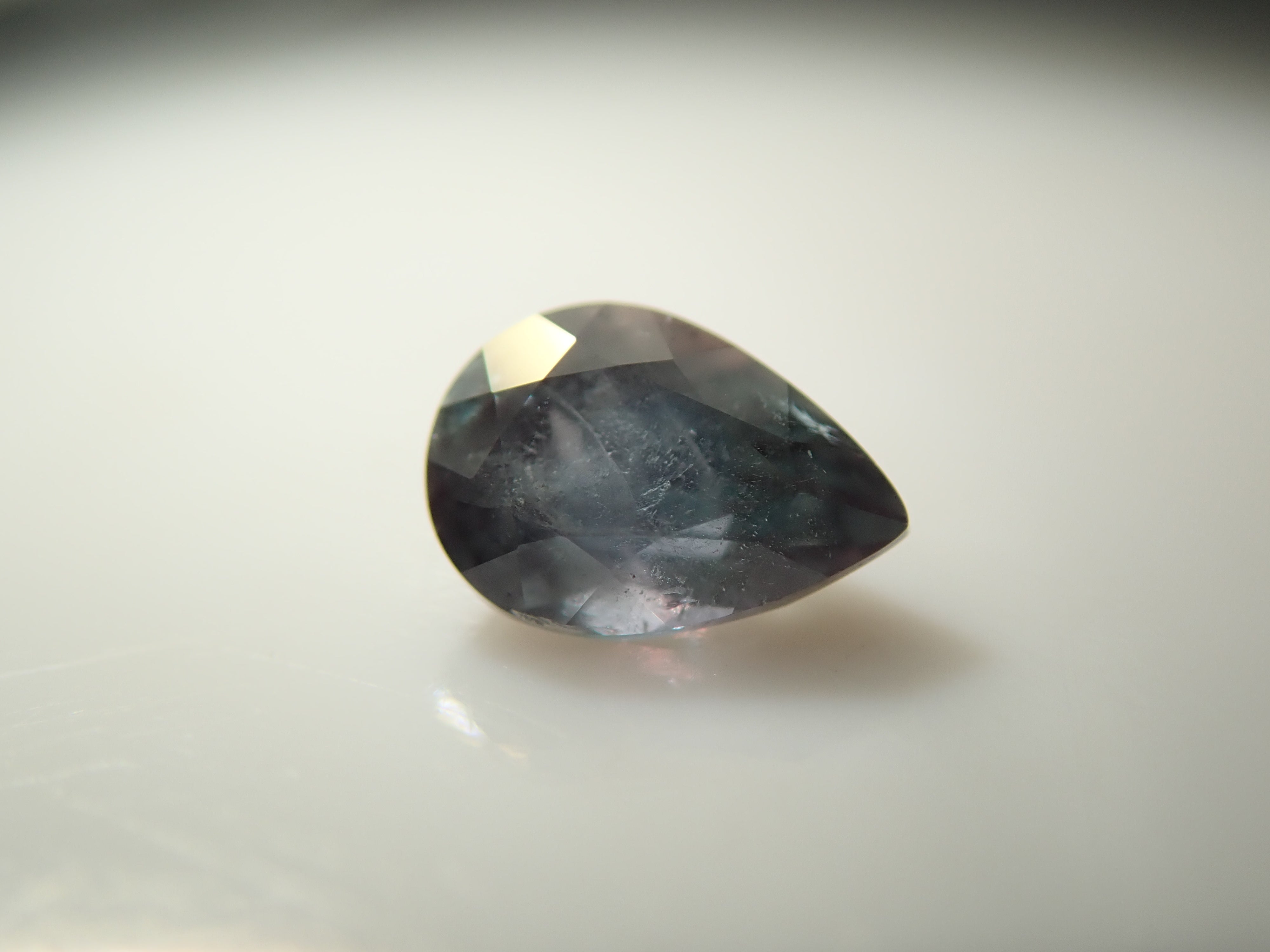 【11/3 22時販売】ロシア産アレキサンドライト 0.074ctルース