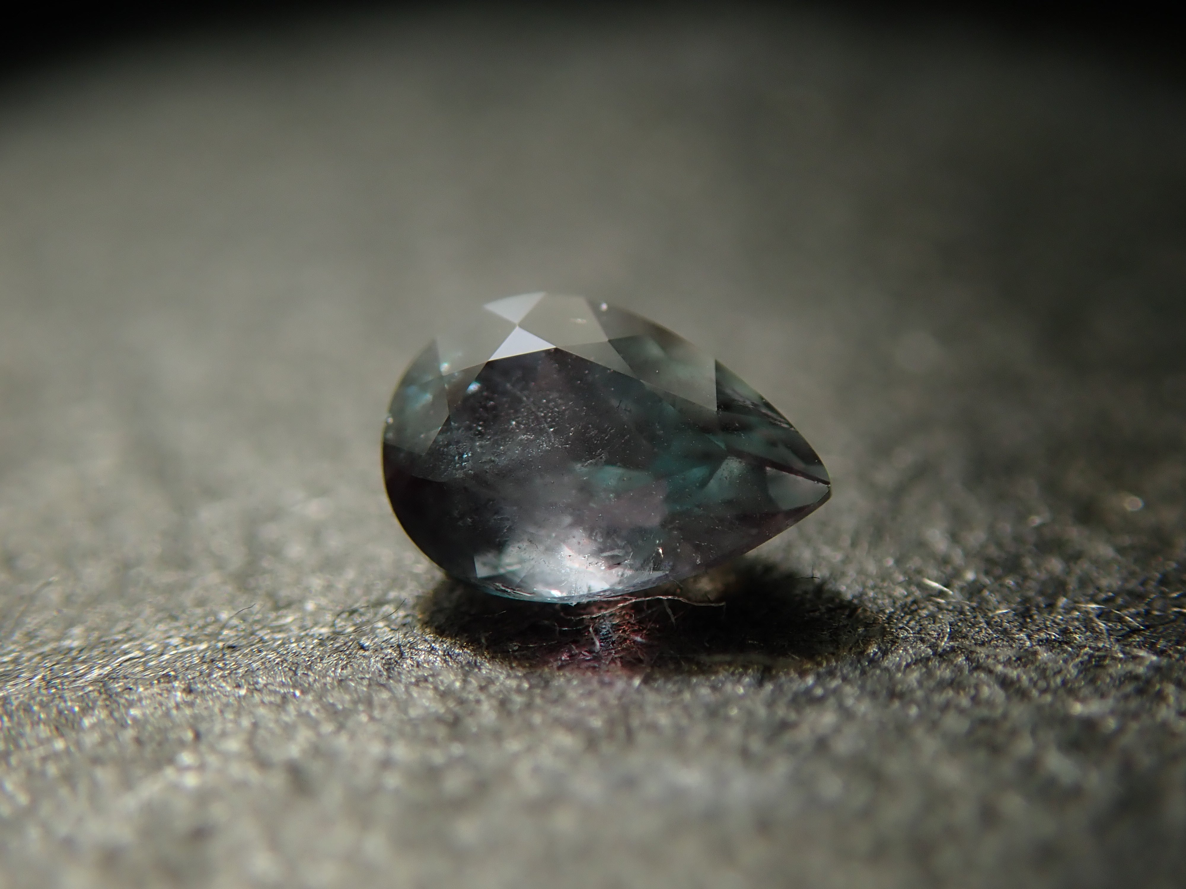 【11/3 22時販売】ロシア産アレキサンドライト 0.074ctルース