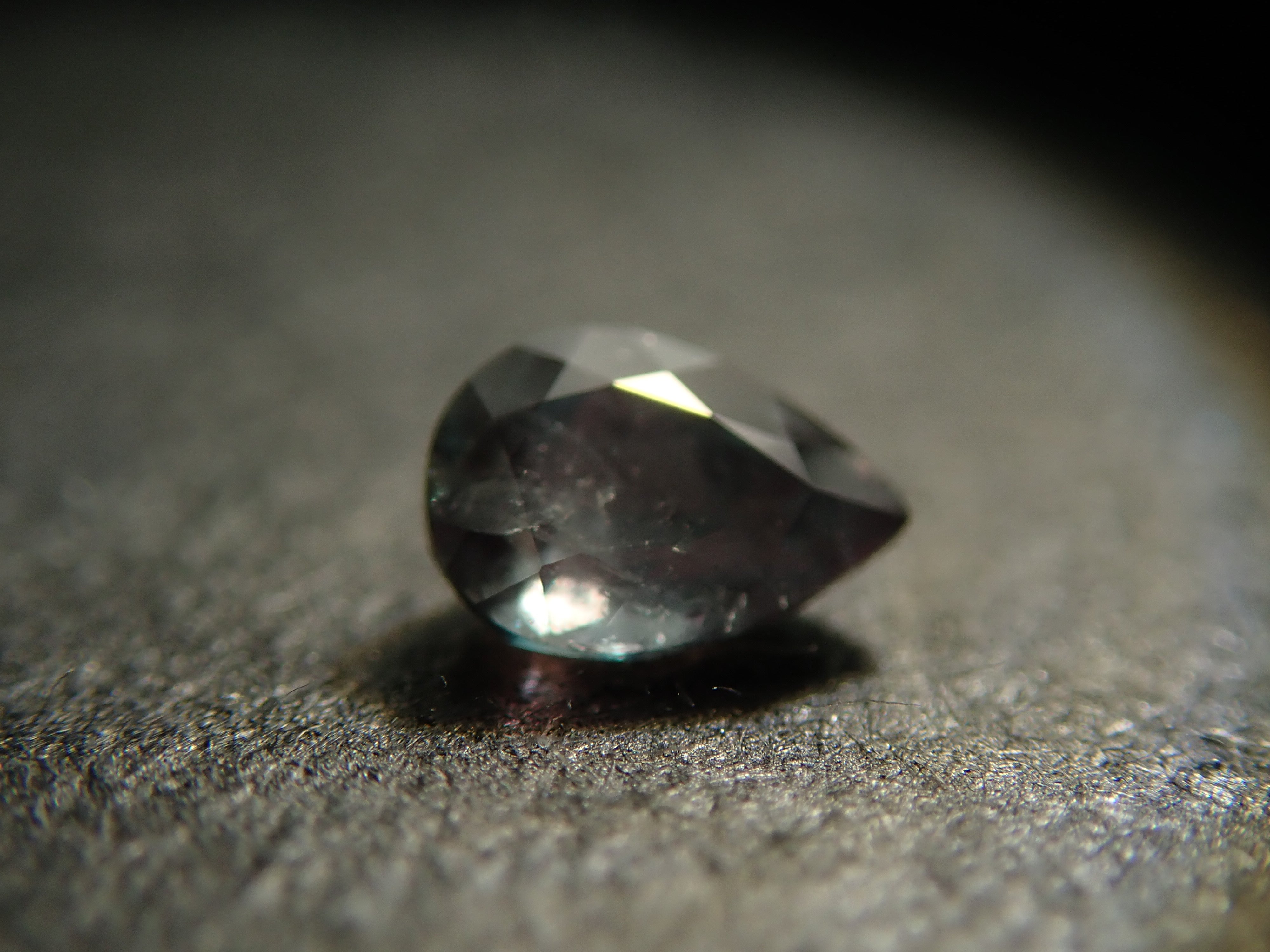 【11/3 22時販売】ロシア産アレキサンドライト 0.074ctルース