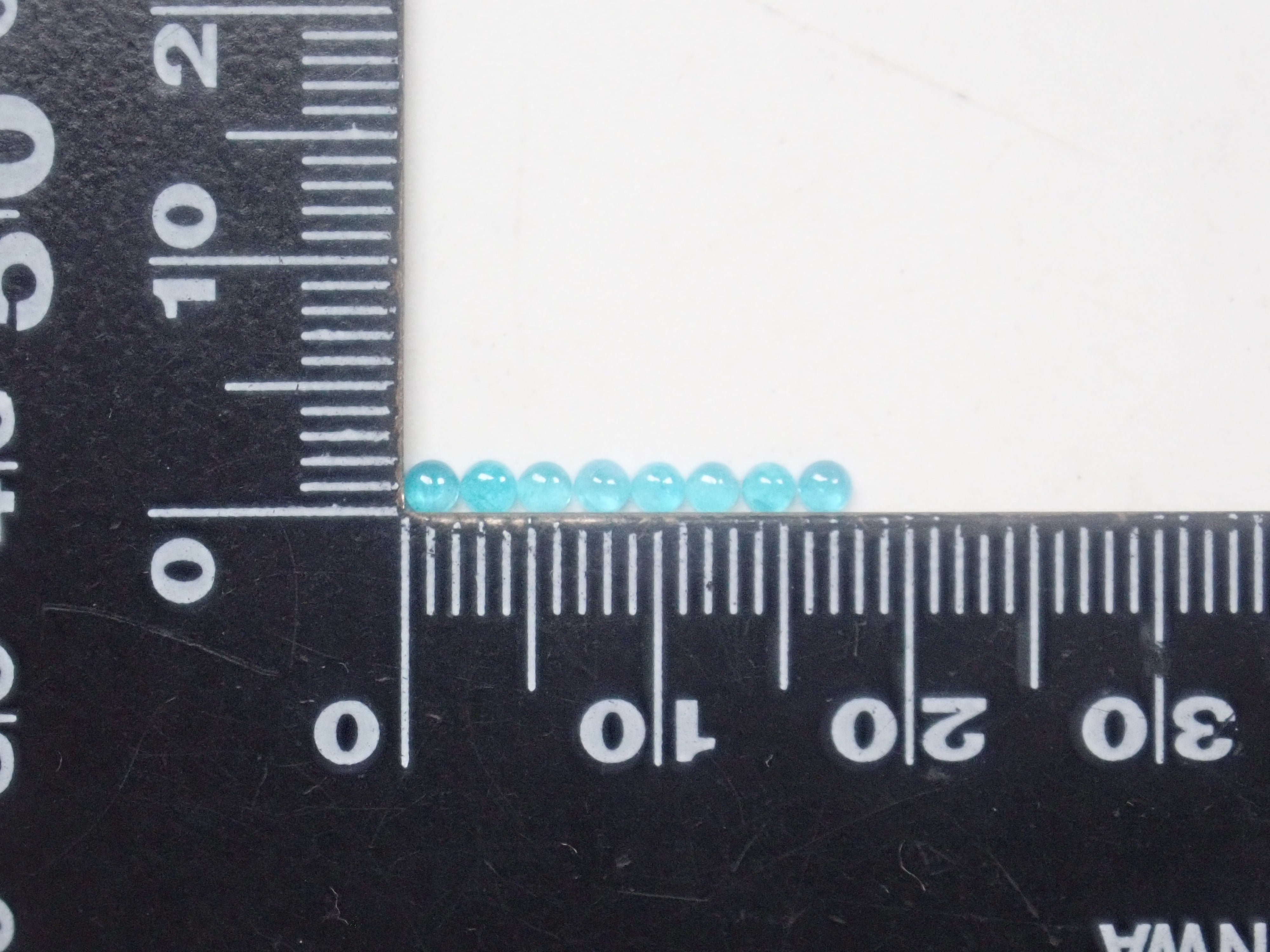 【11/1 22時販売】《限定8石》ブラジル産パライバトルマリン(カボションカット約2.2mm)1石ルース《複数購入割引有》