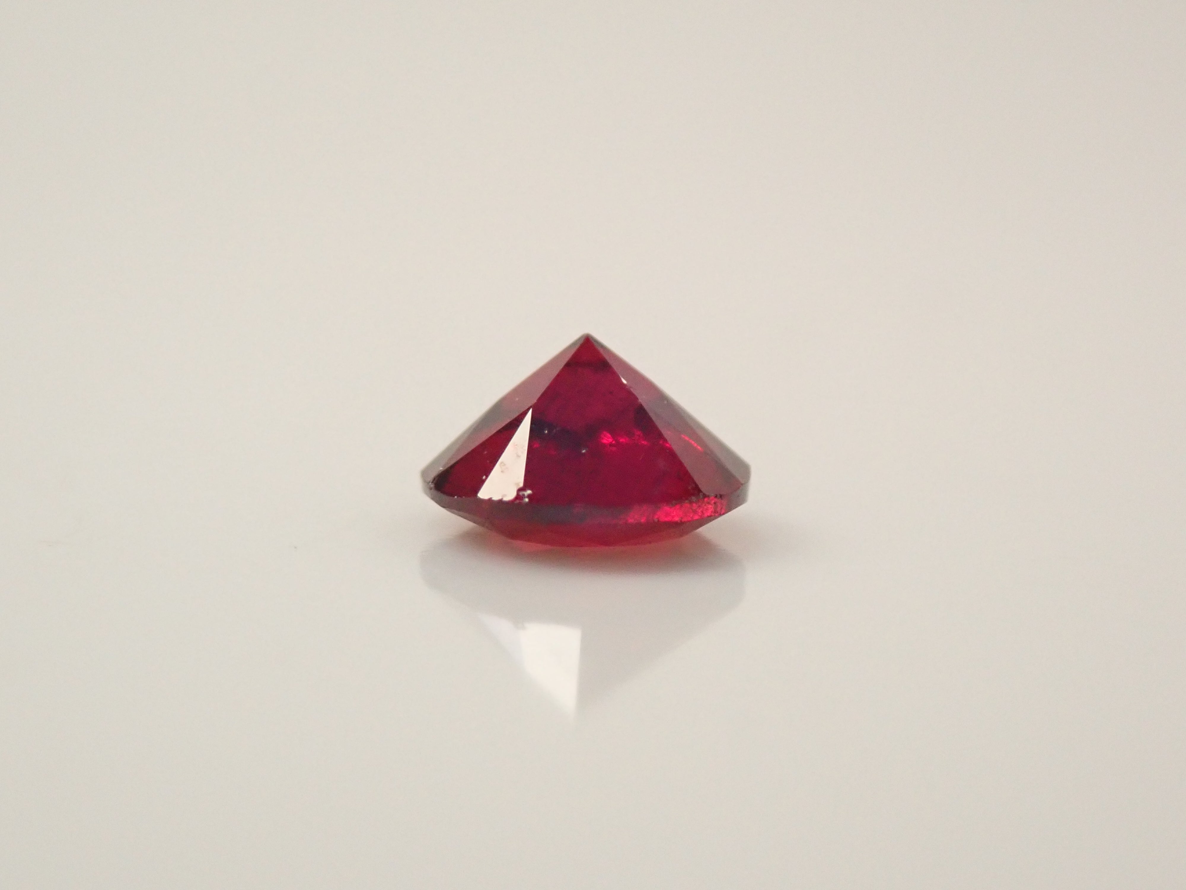 【11/24 22時販売】アメリカ産アントヒルガーネット 4.6mm/0.410ctルース