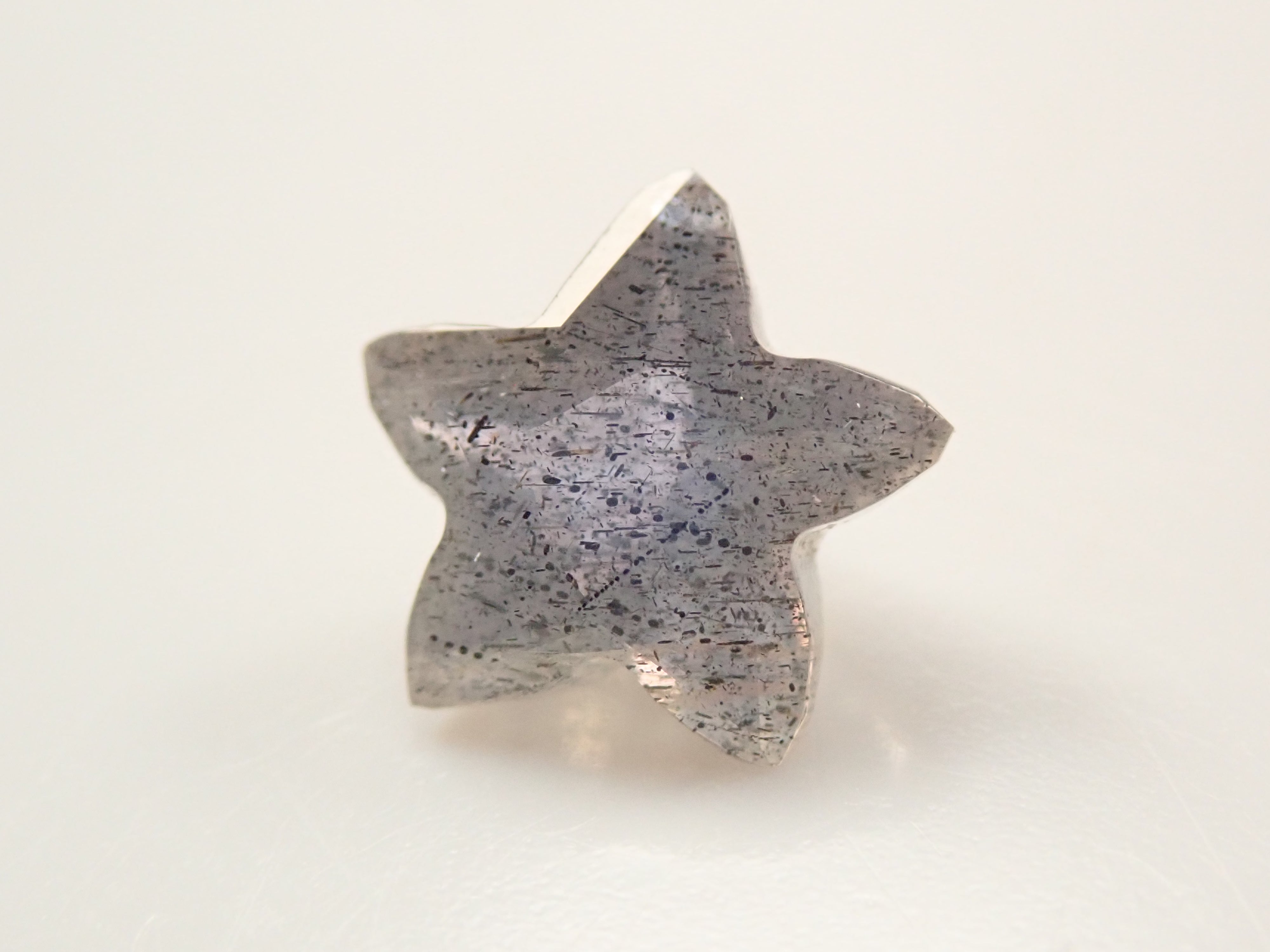 【11/3 22時販売】マダガスカル産ラブラドライト 0.903ctルース