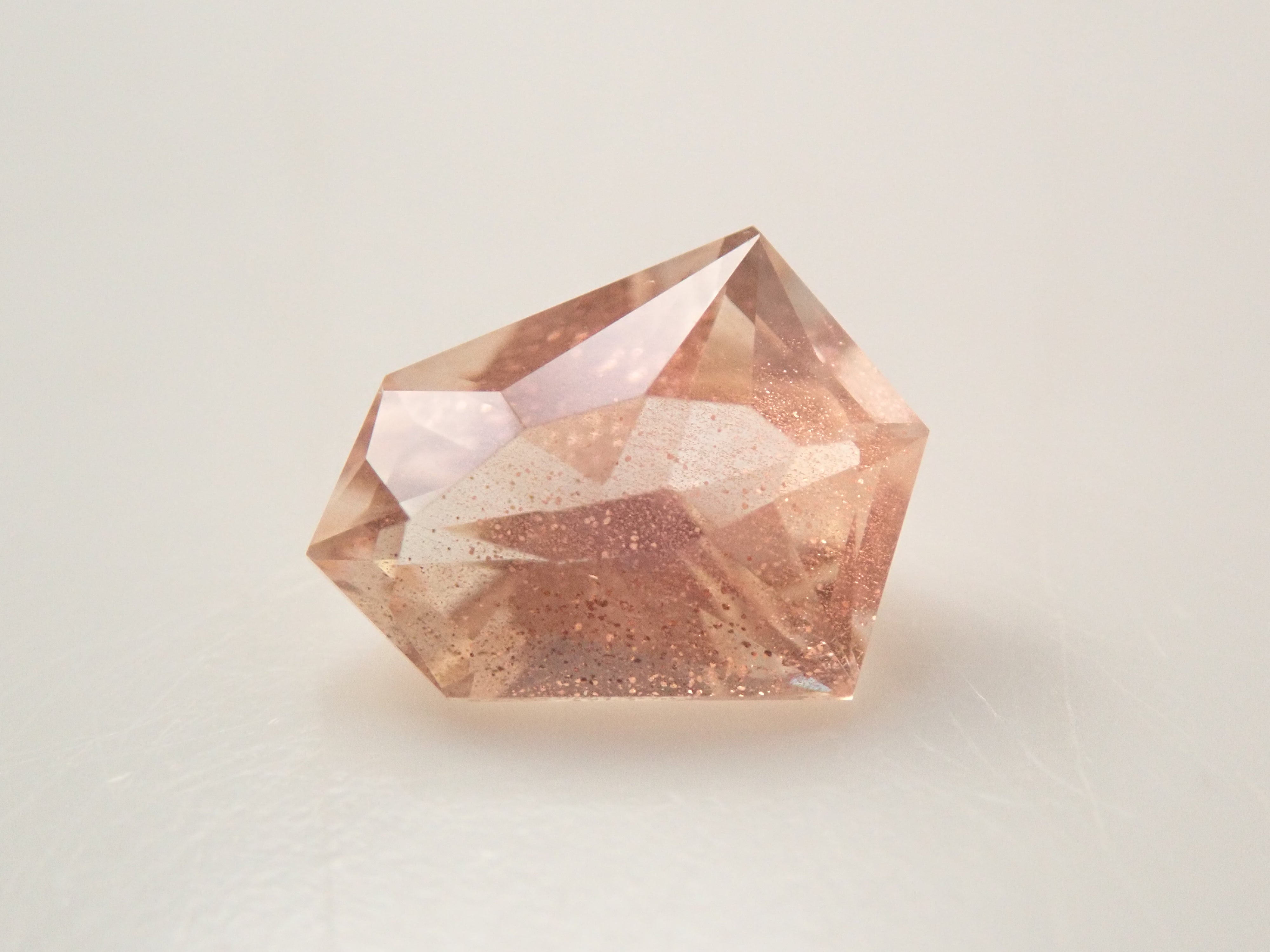 【11/3 22時販売】アメリカ産オレゴンサンストーン 0.478ctルース