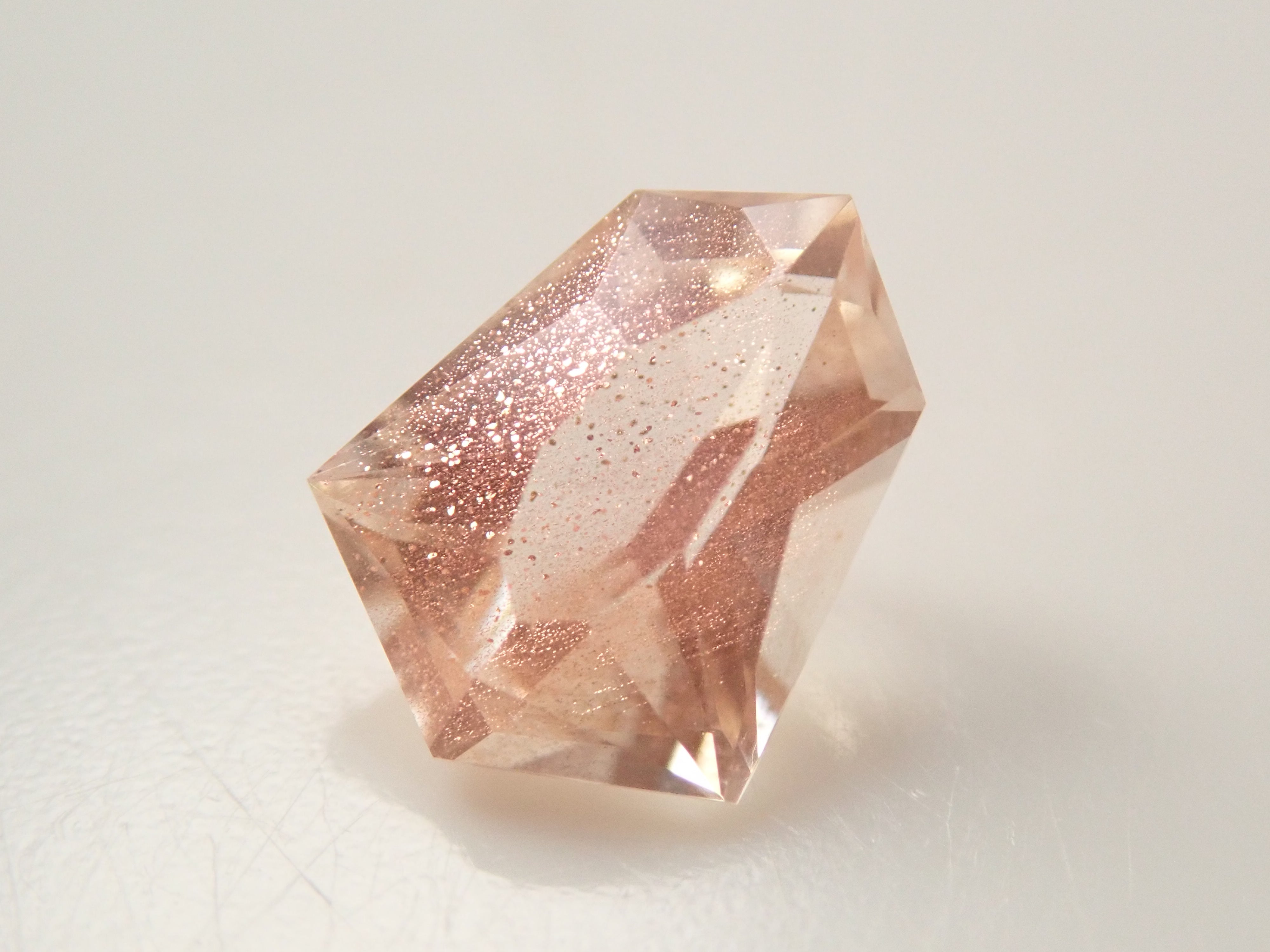 【11/3 22時販売】アメリカ産オレゴンサンストーン 0.478ctルース