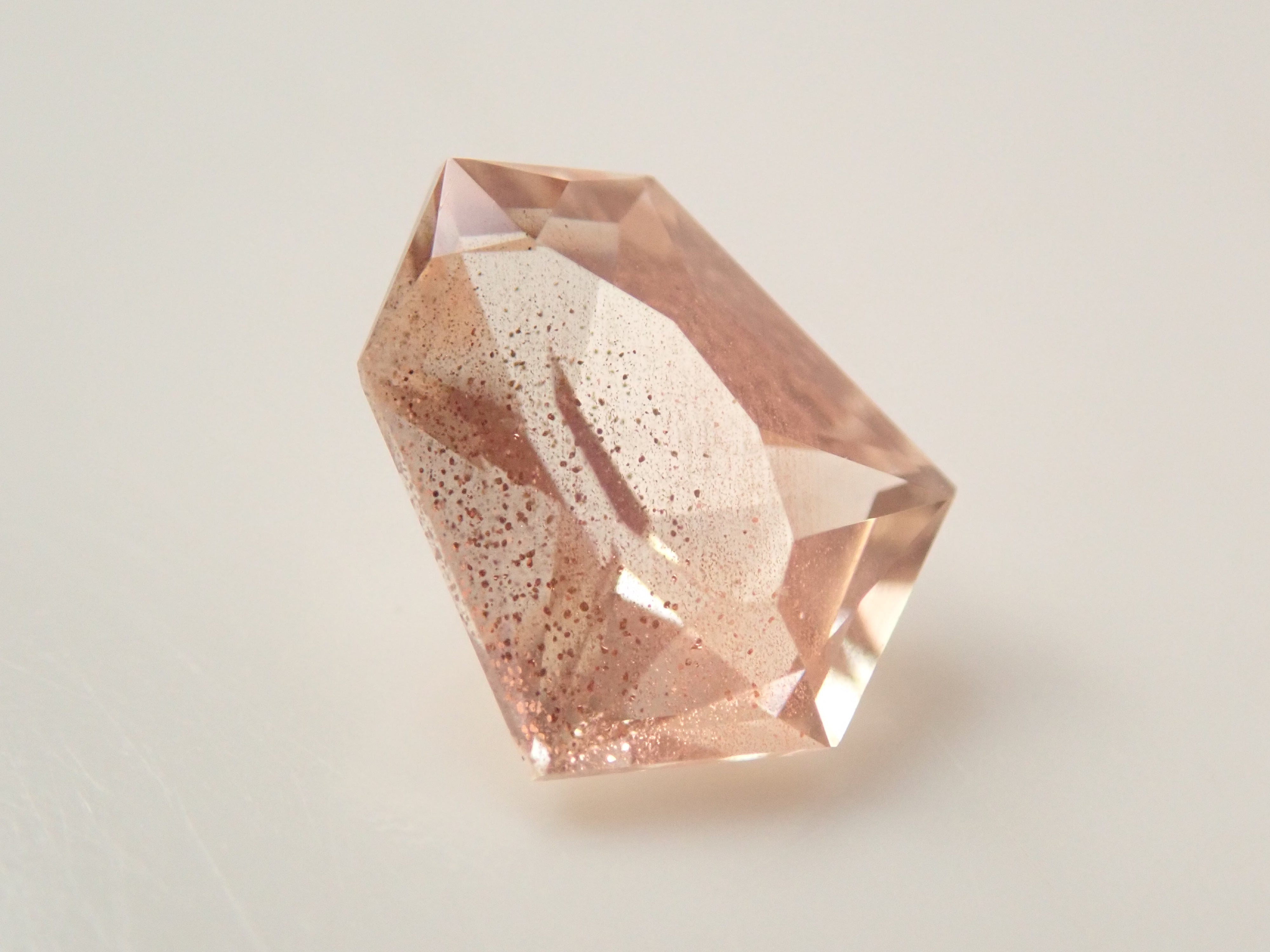 【11/3 22時販売】アメリカ産オレゴンサンストーン 0.478ctルース