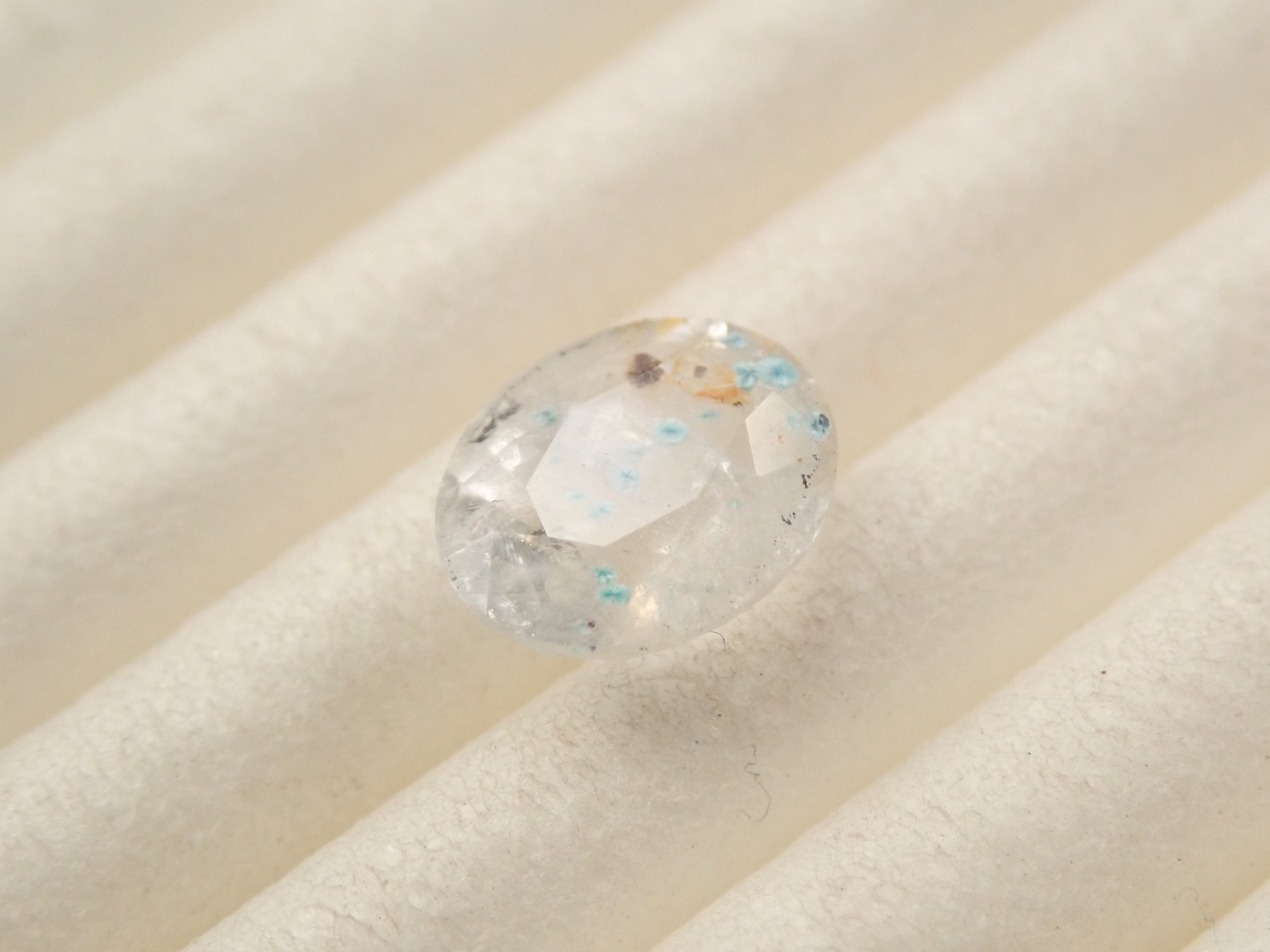 【11/3 22時販売】ブラジル産メデューサクォーツ(パライバクォーツ) 0.614ctルース