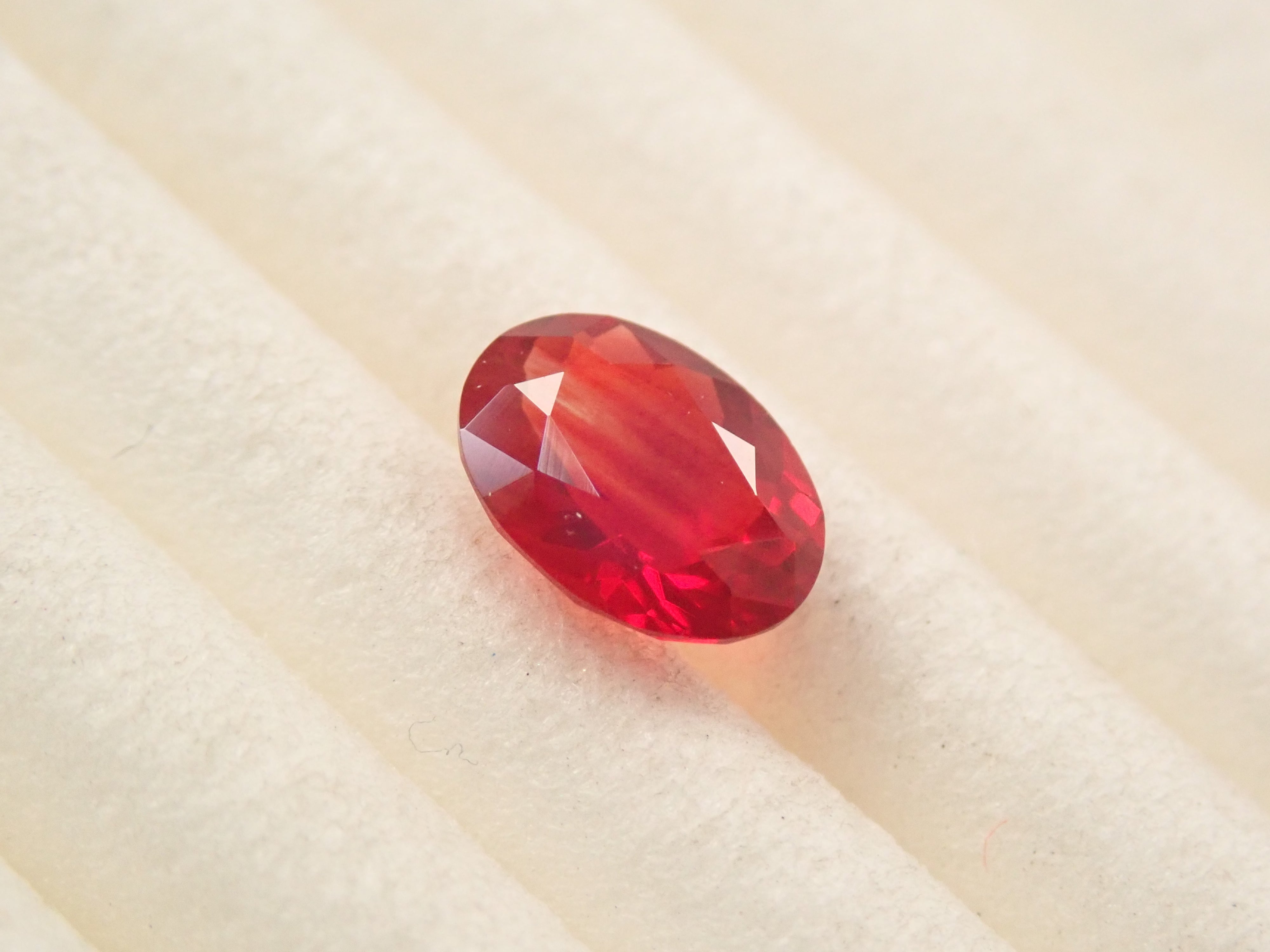 【11/3 22時販売】チベット産アンデシン 0.361ctルース