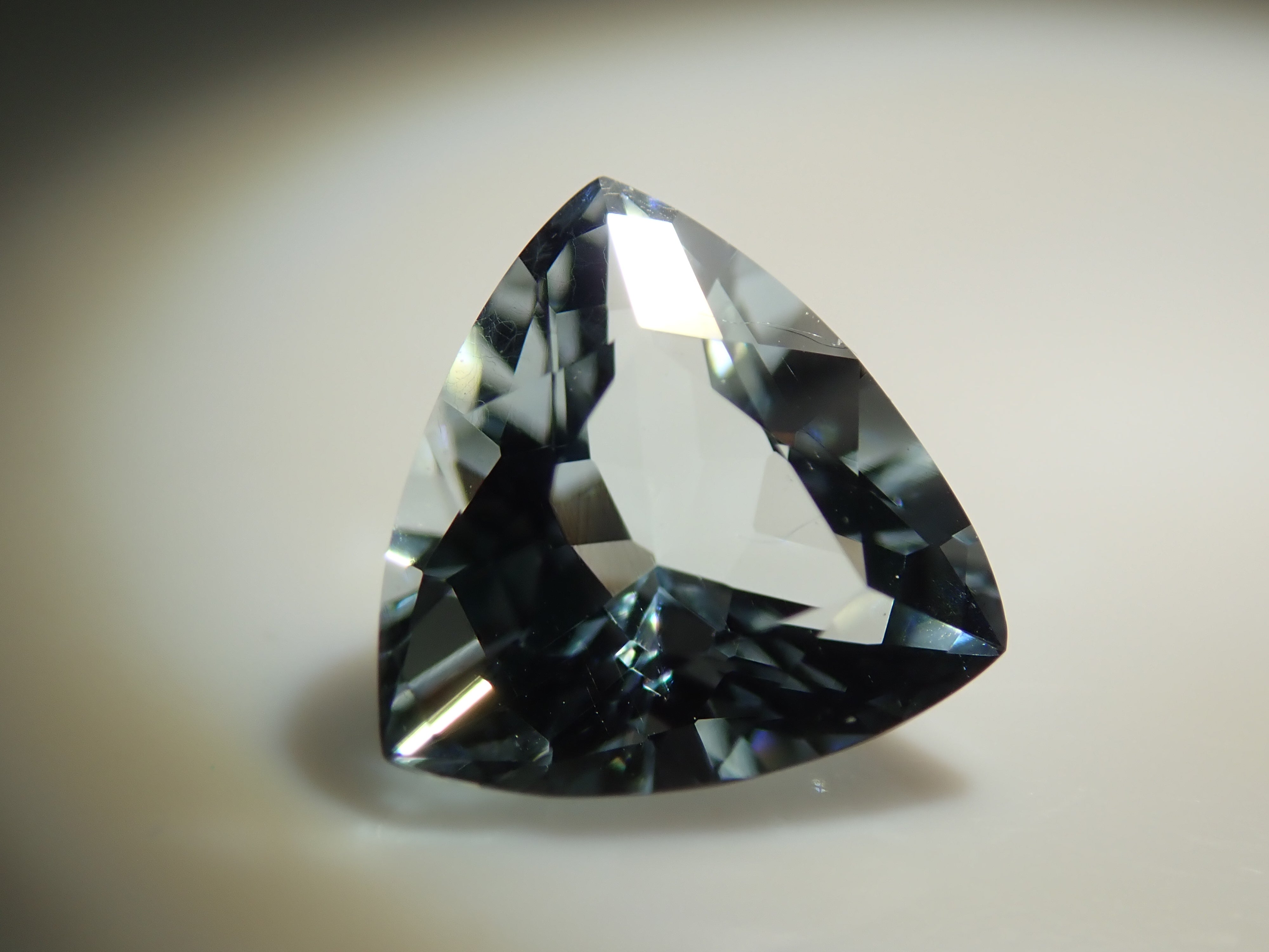 【11/3 22時販売】ベトナム産アクアマリン 0.574ctルース