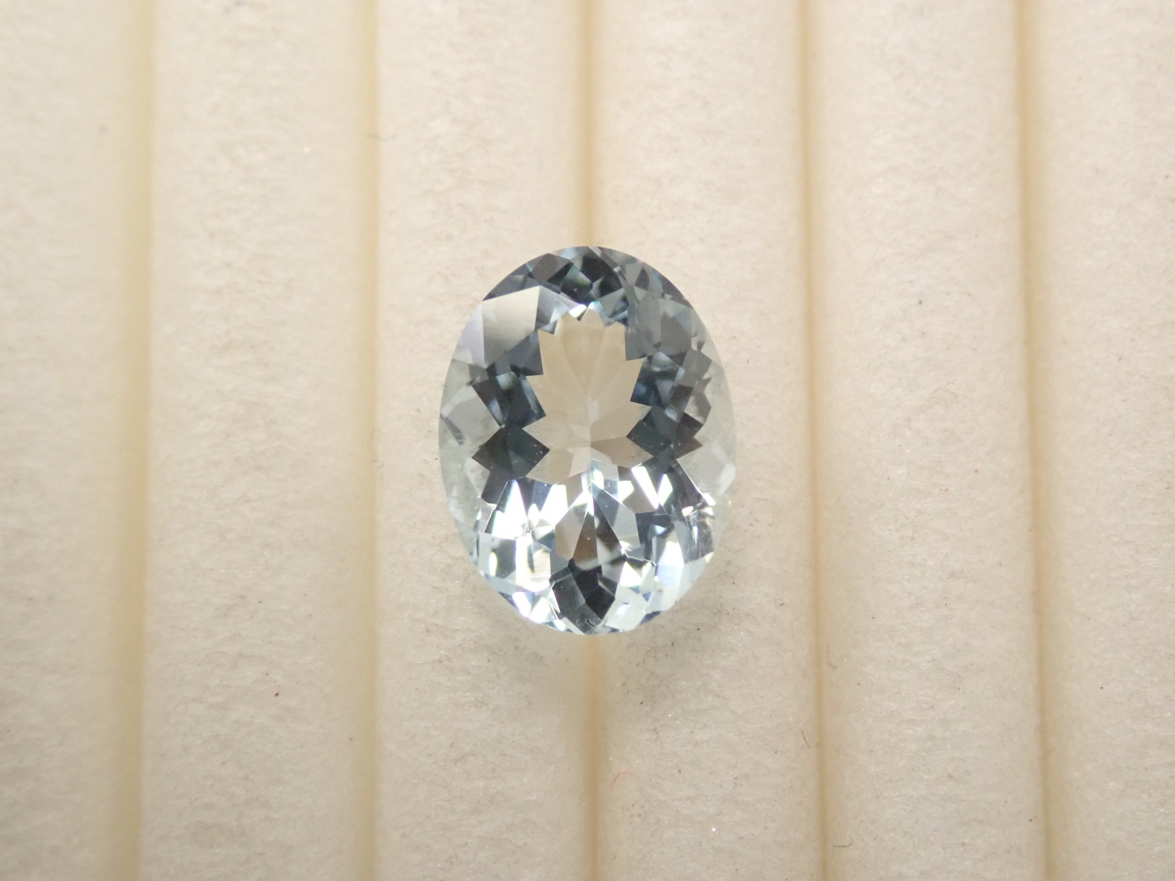 【11/3 22時販売】ベトナム産アクアマリン 0.729ctルース