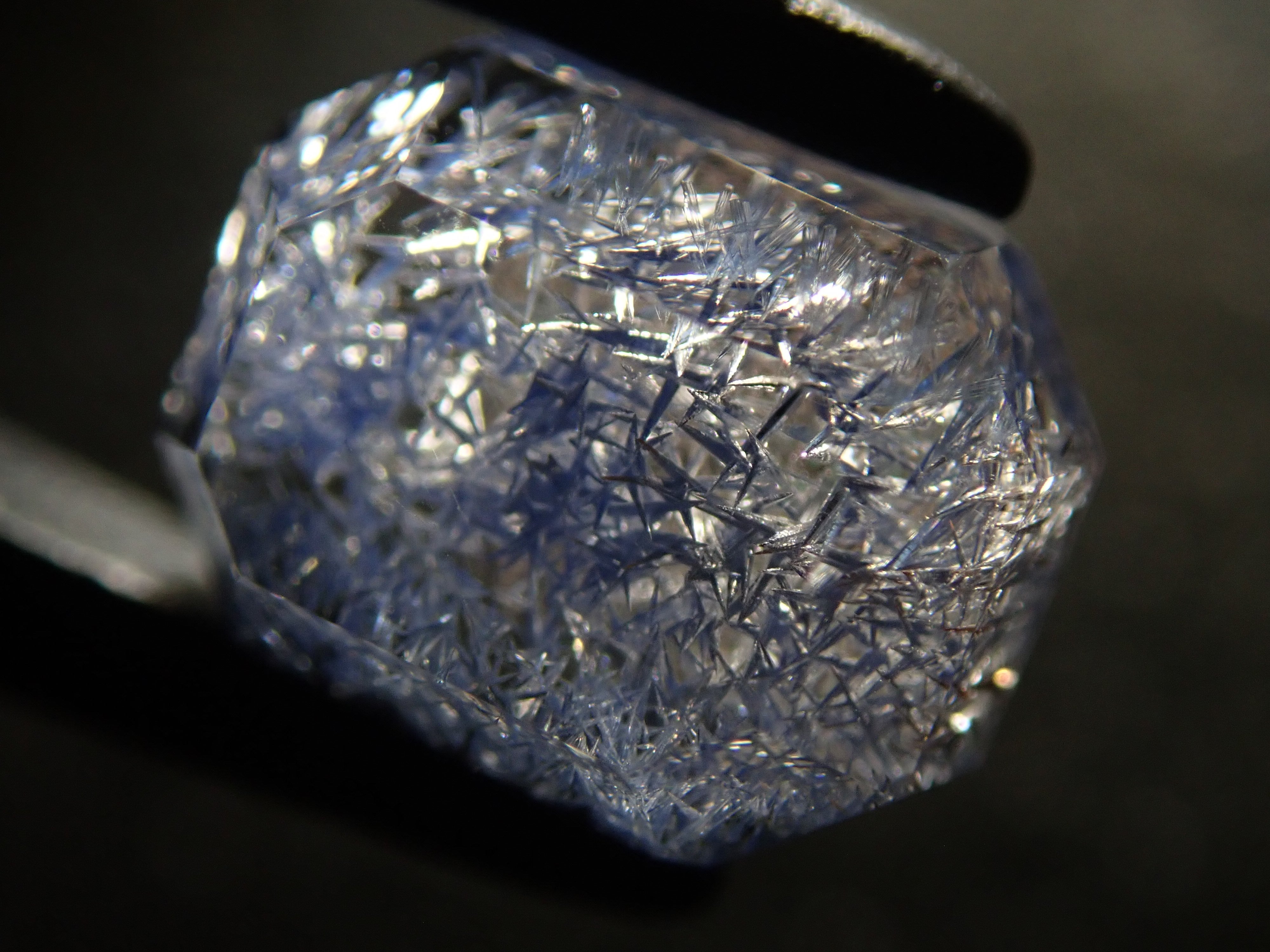 【11/18 22時販売】ブラジル産デュモルチェライトインクォーツ 1.414ctルース