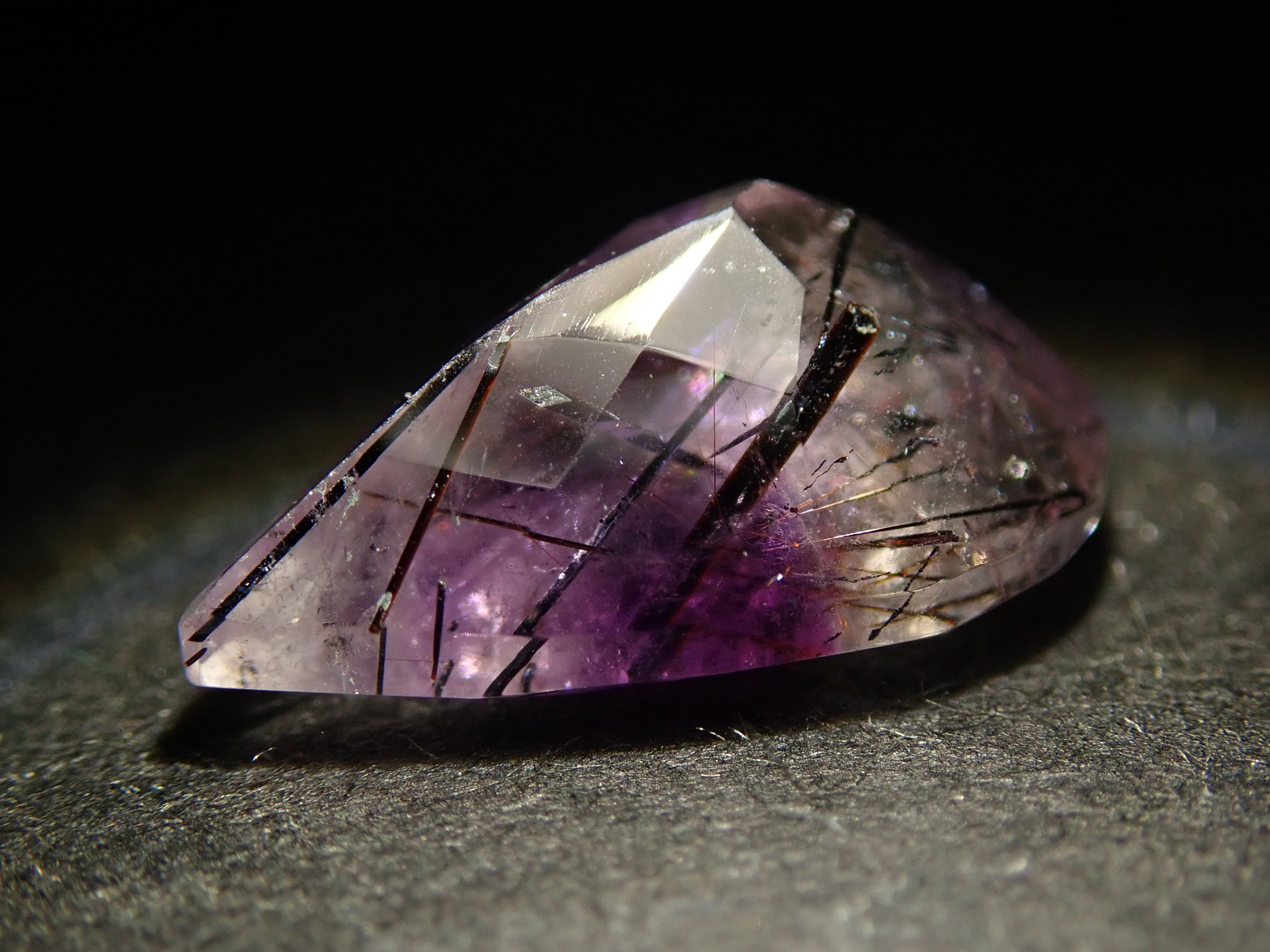 【11月1日 22:00 特價】巴西天青紫水晶 1.586克拉裸石