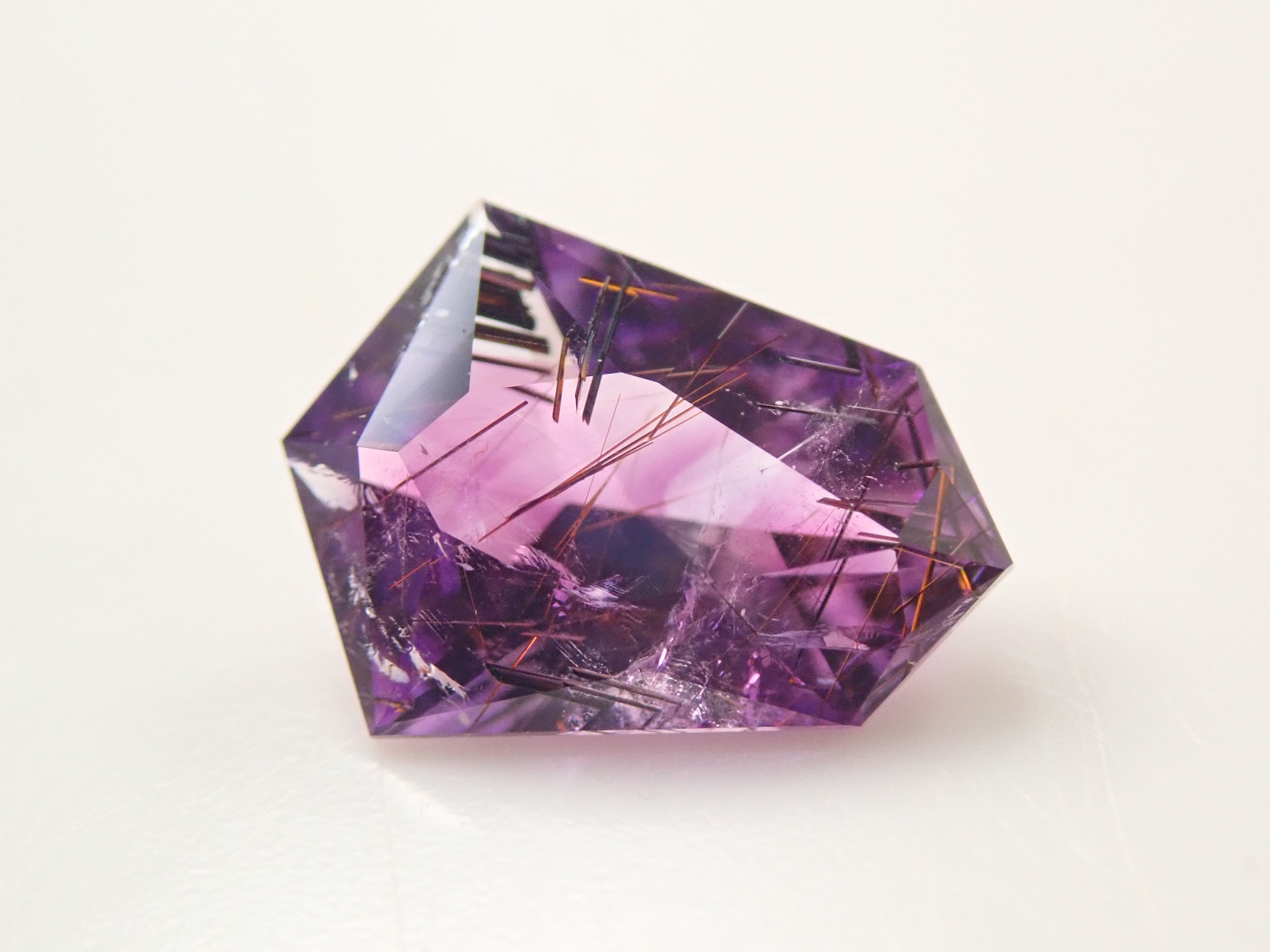 【11月1日 22:00 特價】巴西天青紫水晶 0.762克拉 裸石