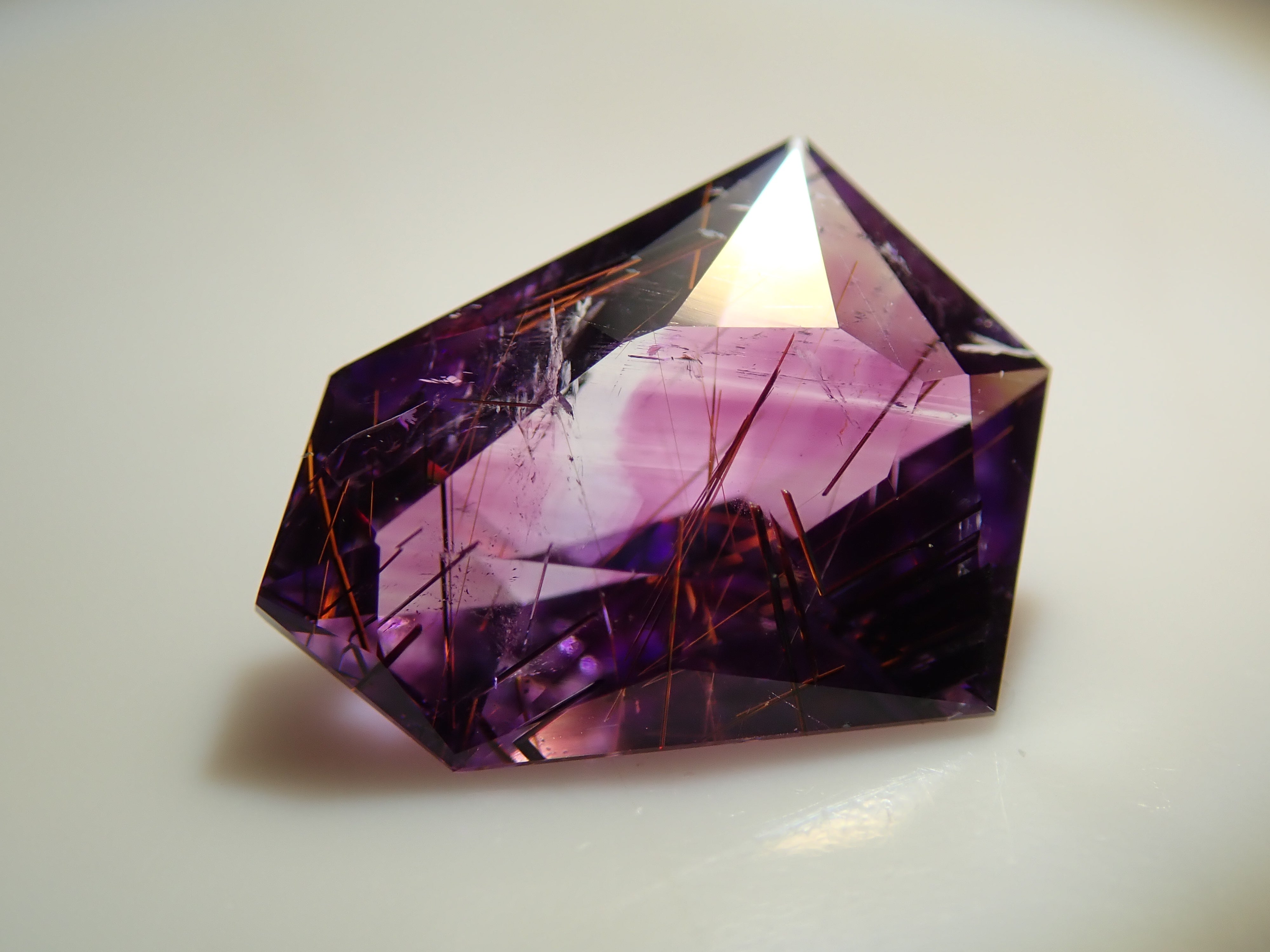 【11月1日 22:00 特價】巴西天青紫水晶 0.762克拉 裸石