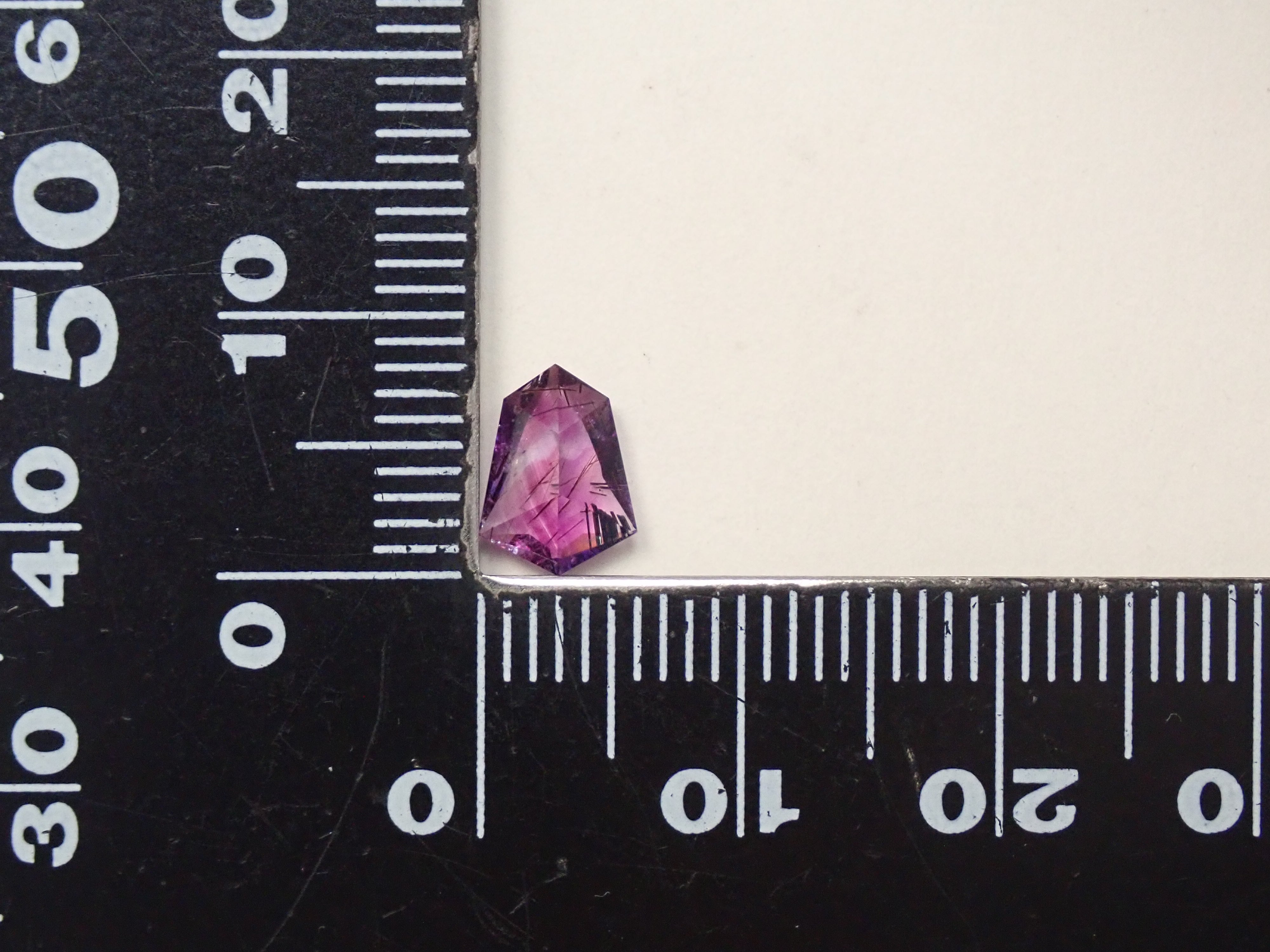 【11月1日 22:00 特價】巴西天青紫水晶 0.762克拉 裸石