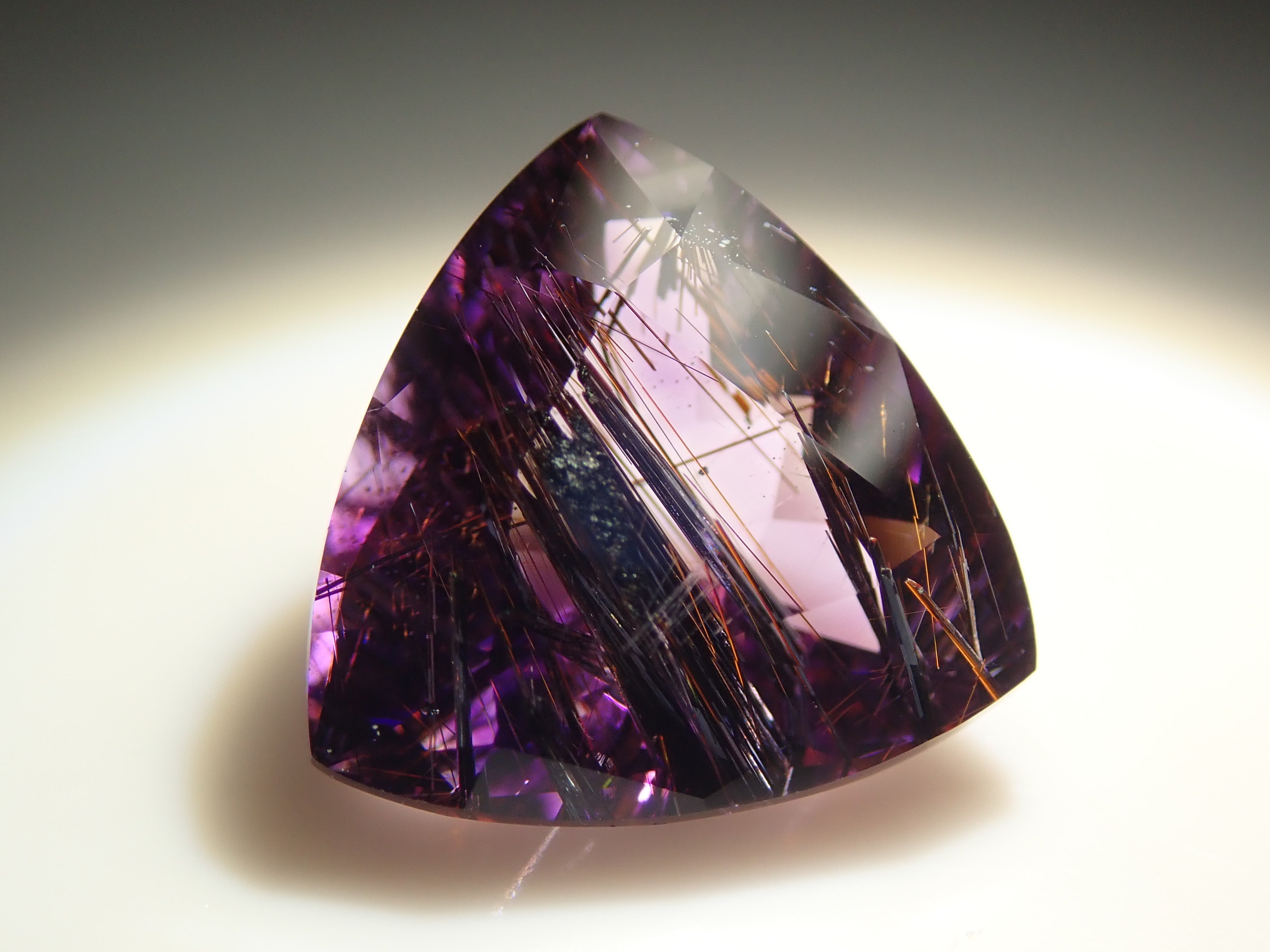 【11月1日 22:00 特價】巴西天青紫水晶 1.891克拉裸石