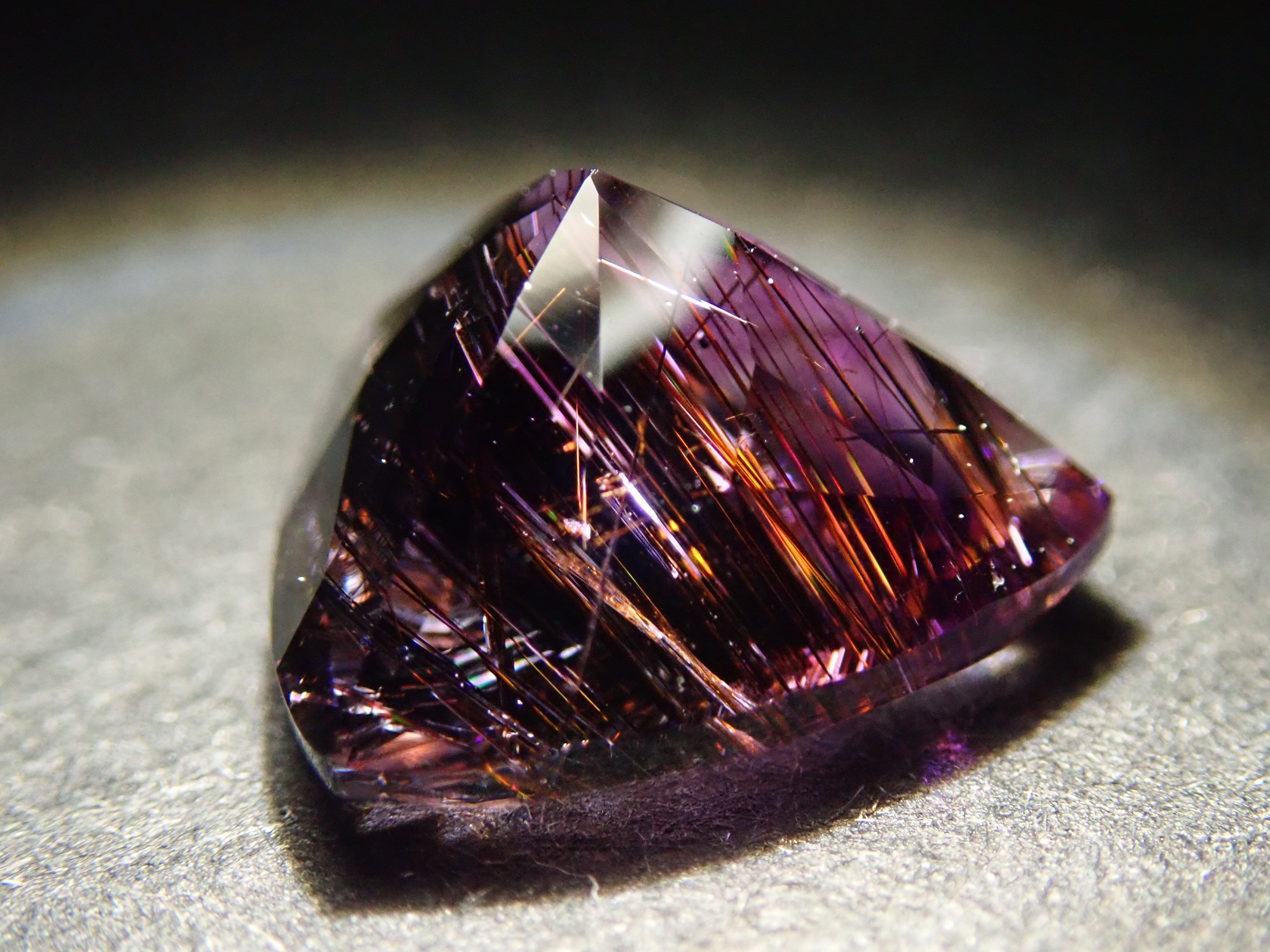 【11月1日 22:00 特價】巴西天青紫水晶 1.891克拉裸石