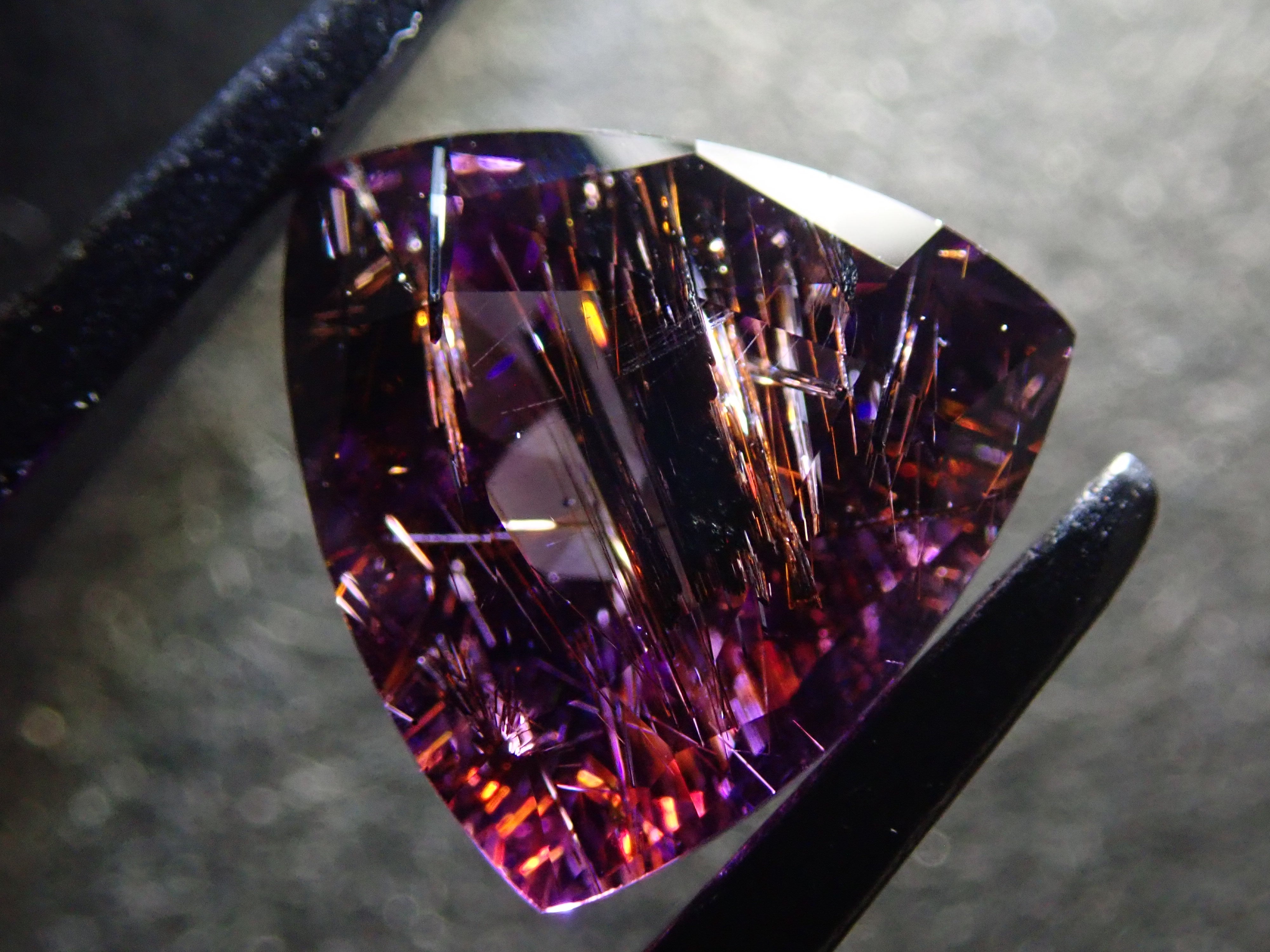 【11月1日 22:00 特價】巴西天青紫水晶 1.891克拉裸石