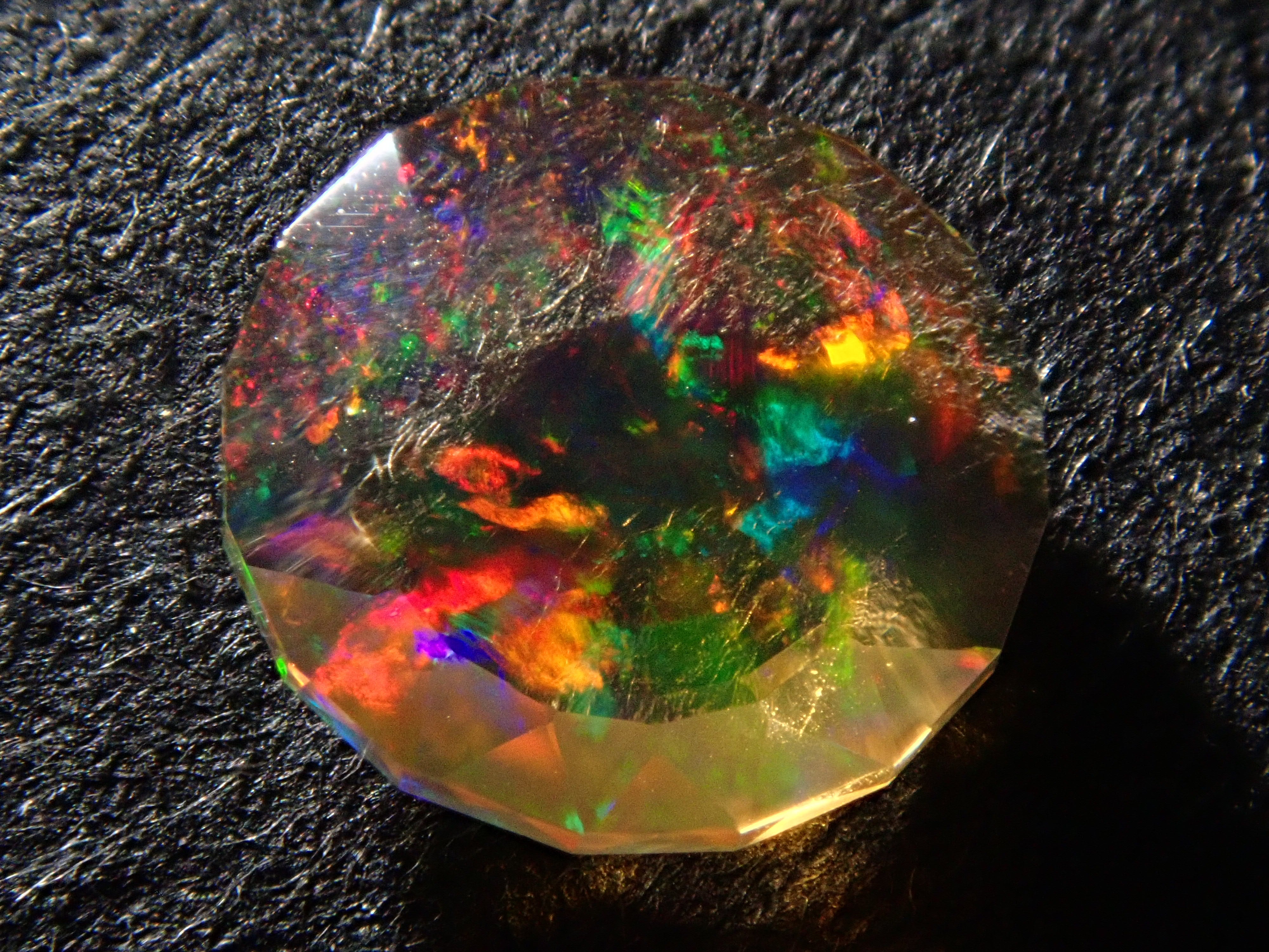 【10/29 22時販売】メキシコ産ファイアオパール 5.8mm/0.345ctルース