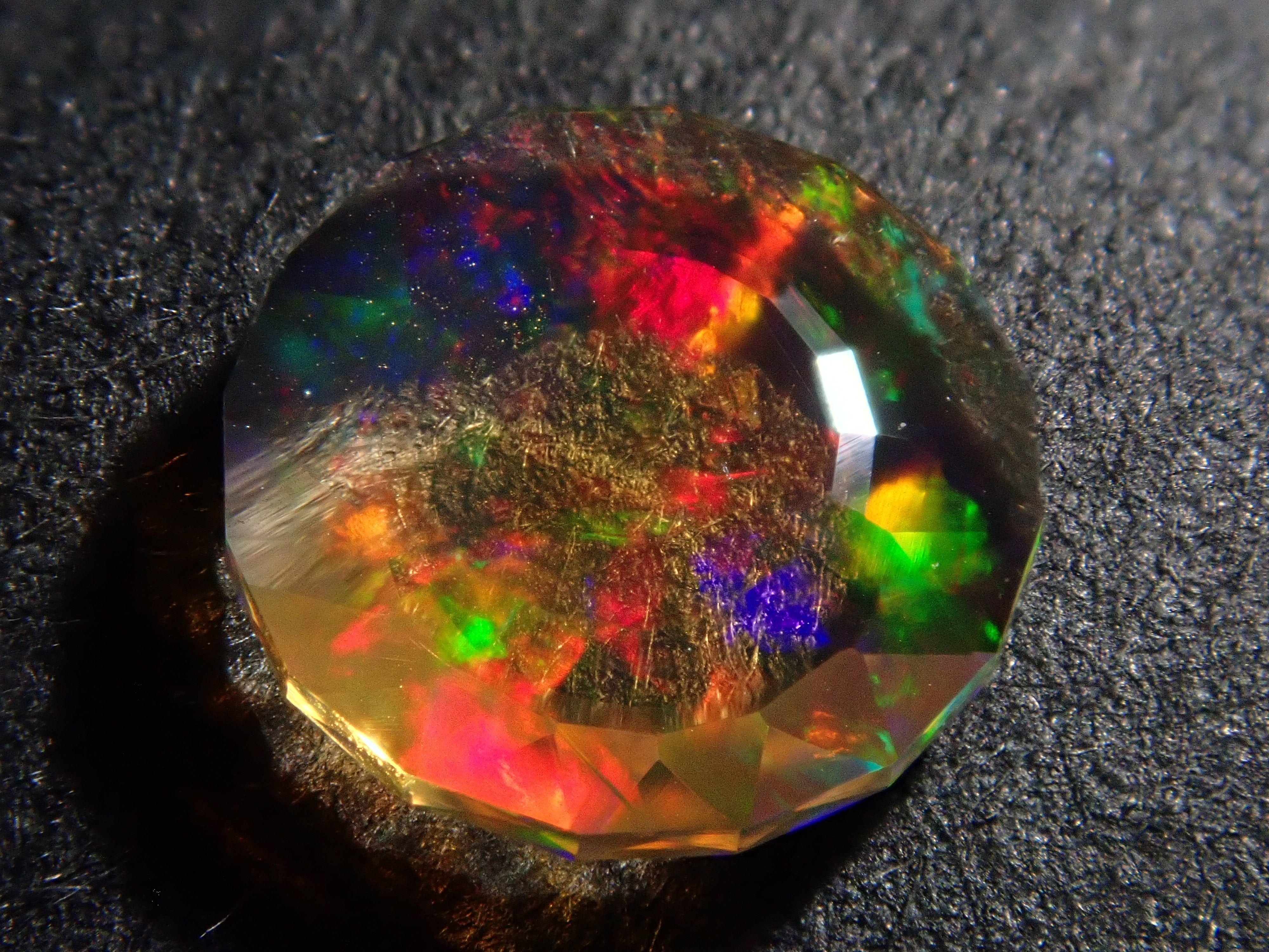 【10/29 22時販売】メキシコ産ファイアオパール 5.8mm/0.345ctルース