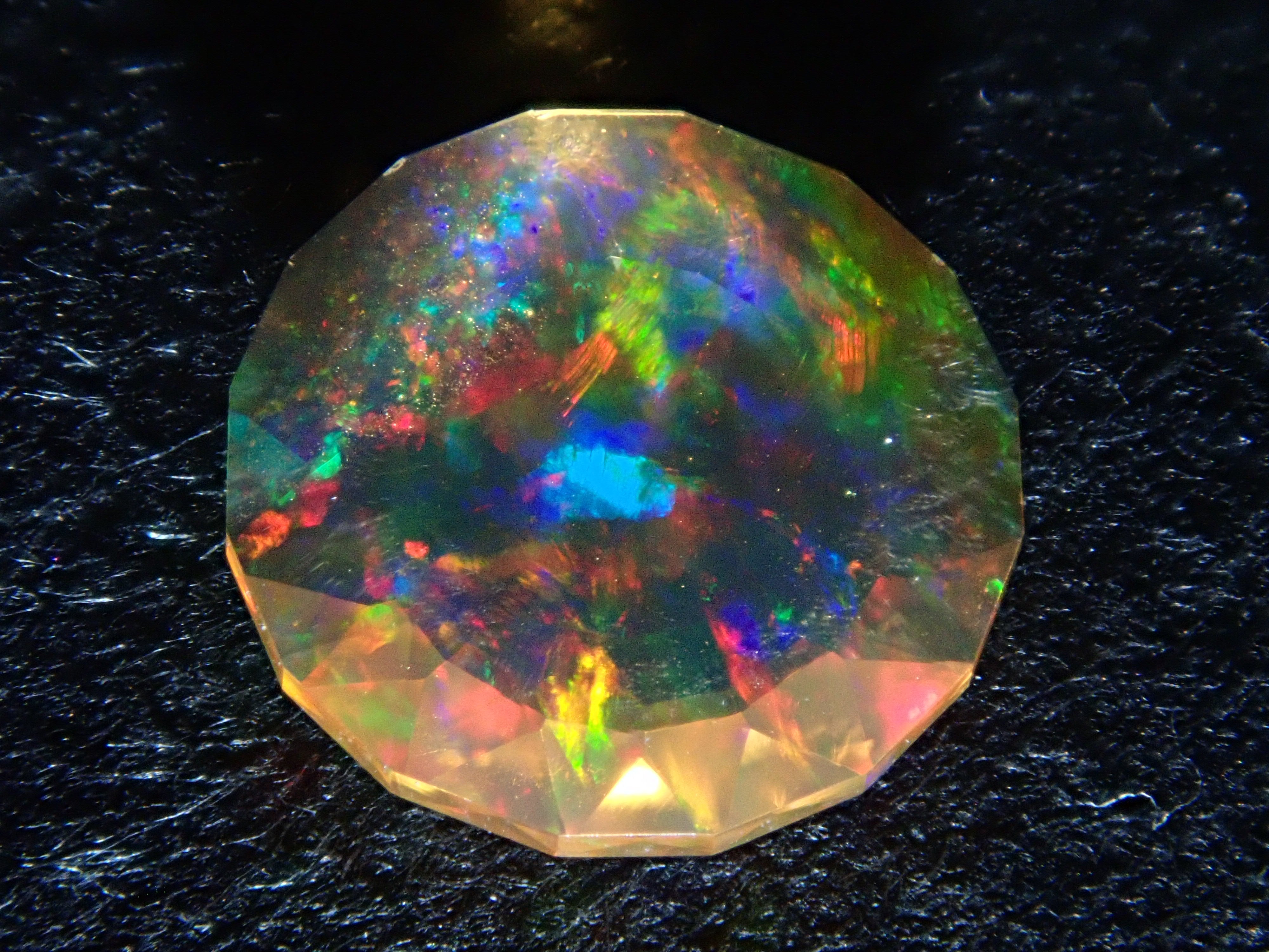 【10/29 22時販売】メキシコ産ファイアオパール 5.8mm/0.345ctルース