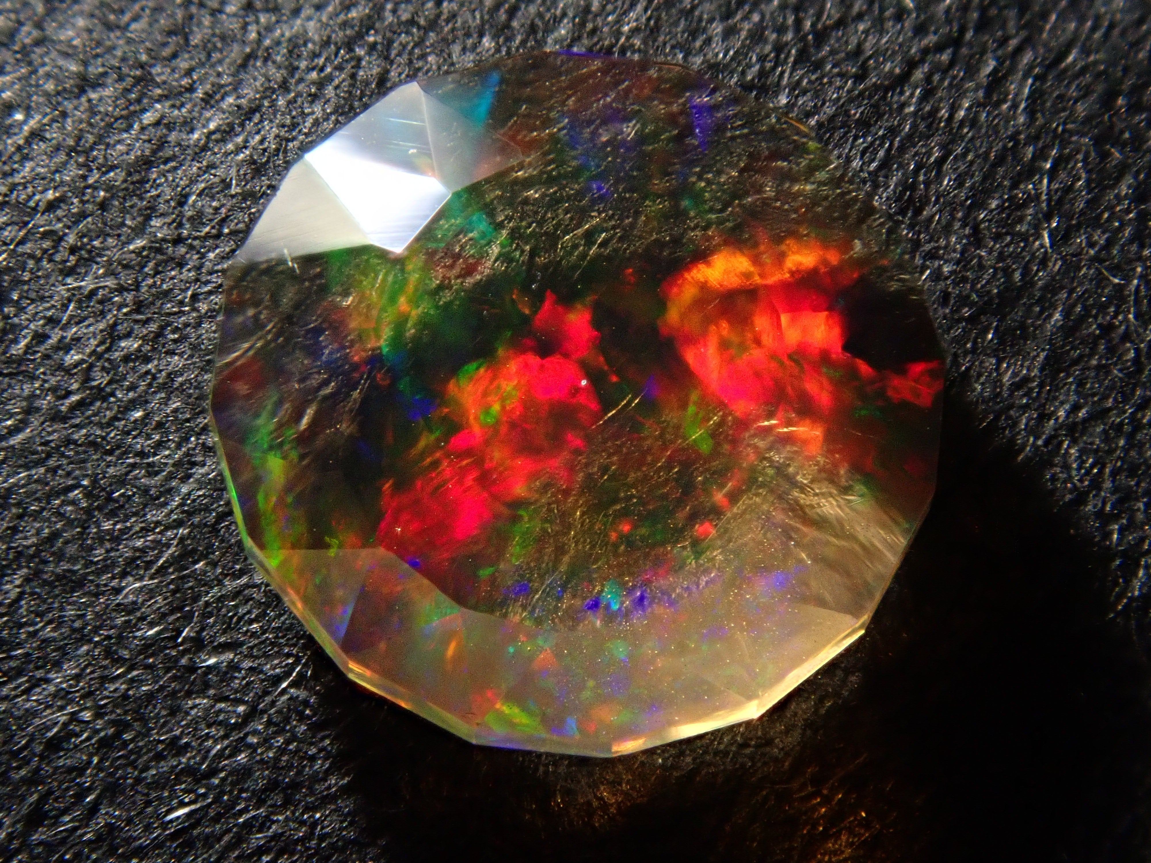 【10/29 22時販売】メキシコ産ファイアオパール 5.8mm/0.345ctルース