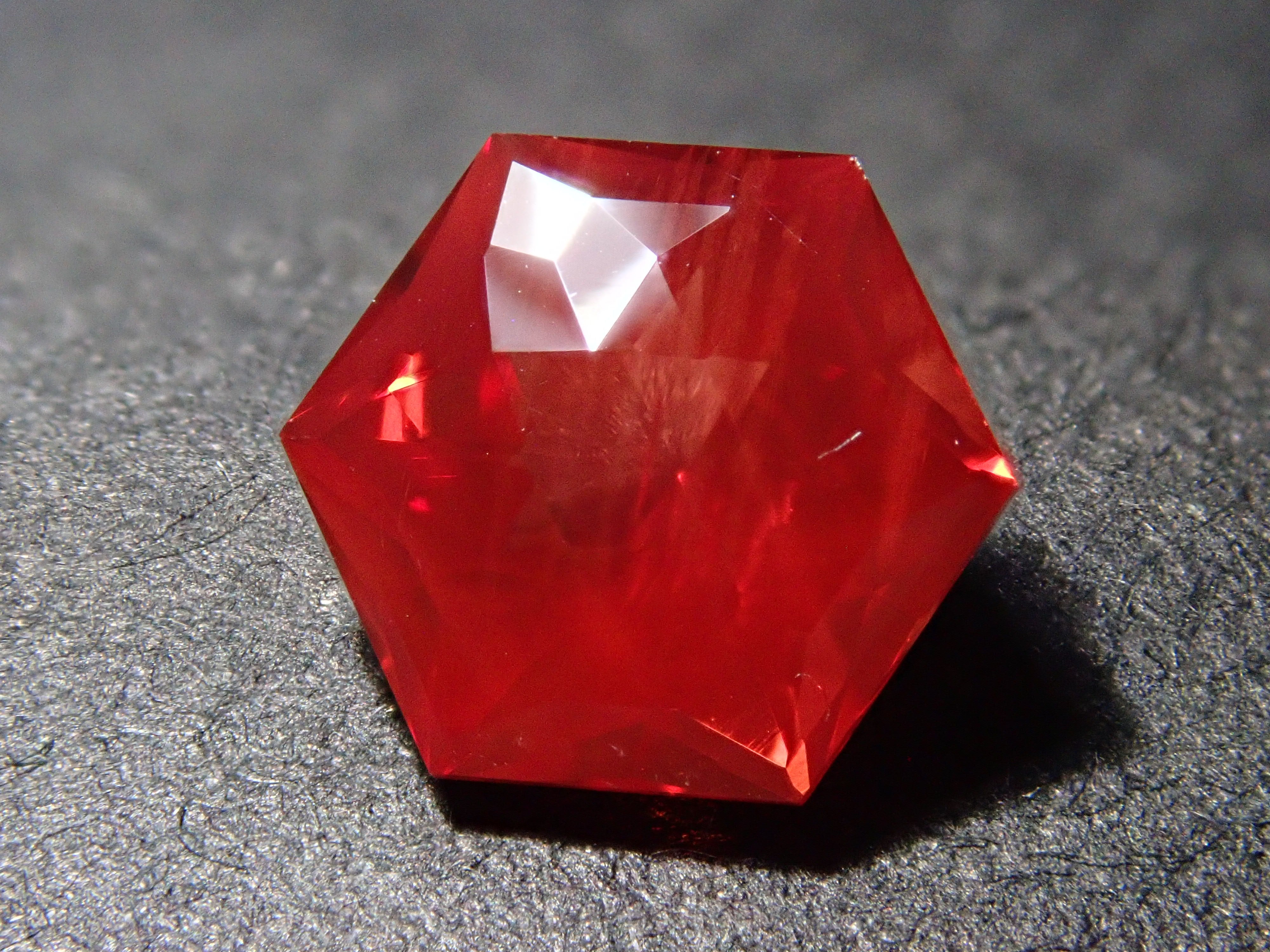 【10/29 22時販売】チベット産アンデシン 0.768ctルース