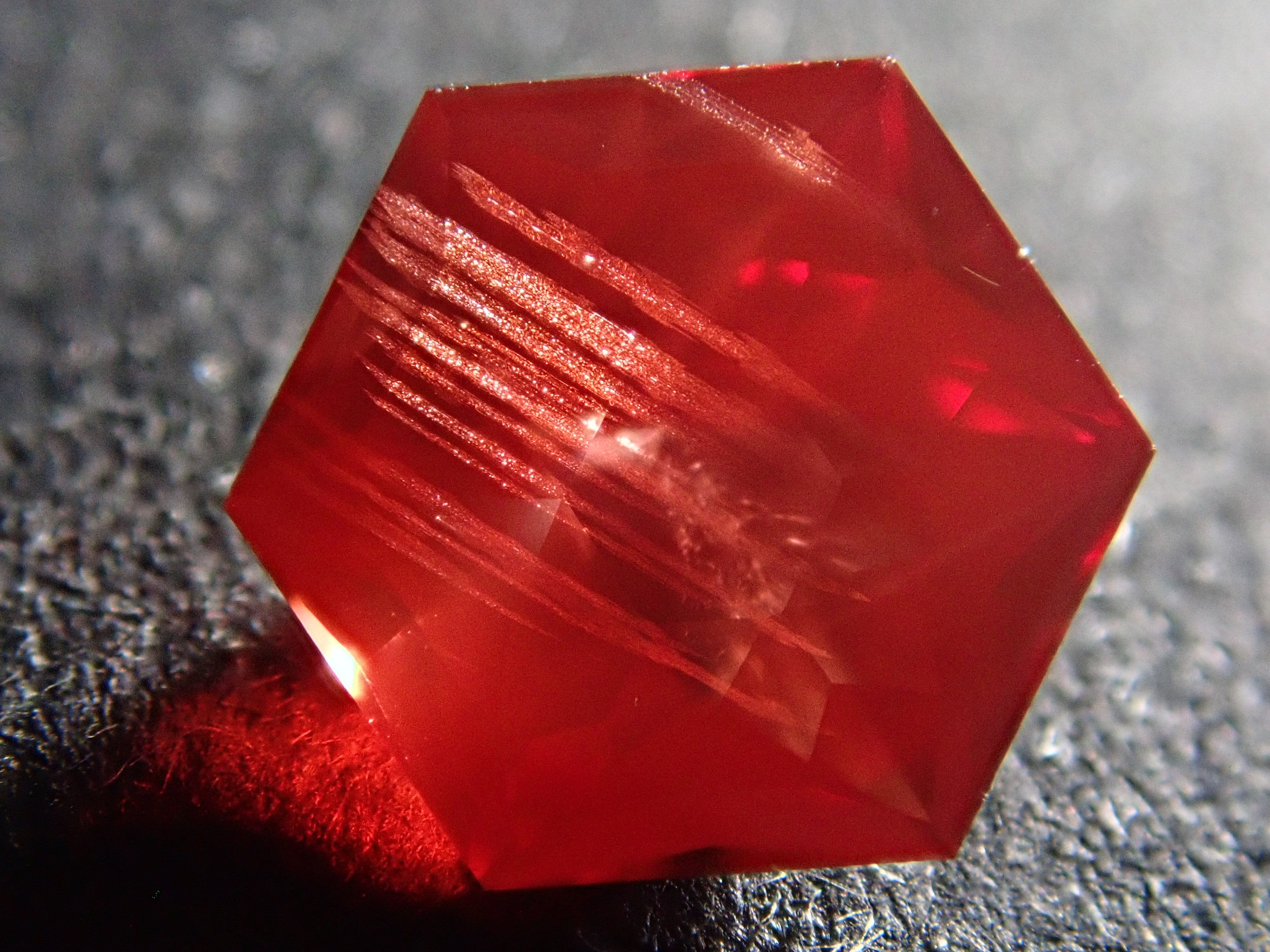 【10/29 22時販売】チベット産アンデシン 0.768ctルース