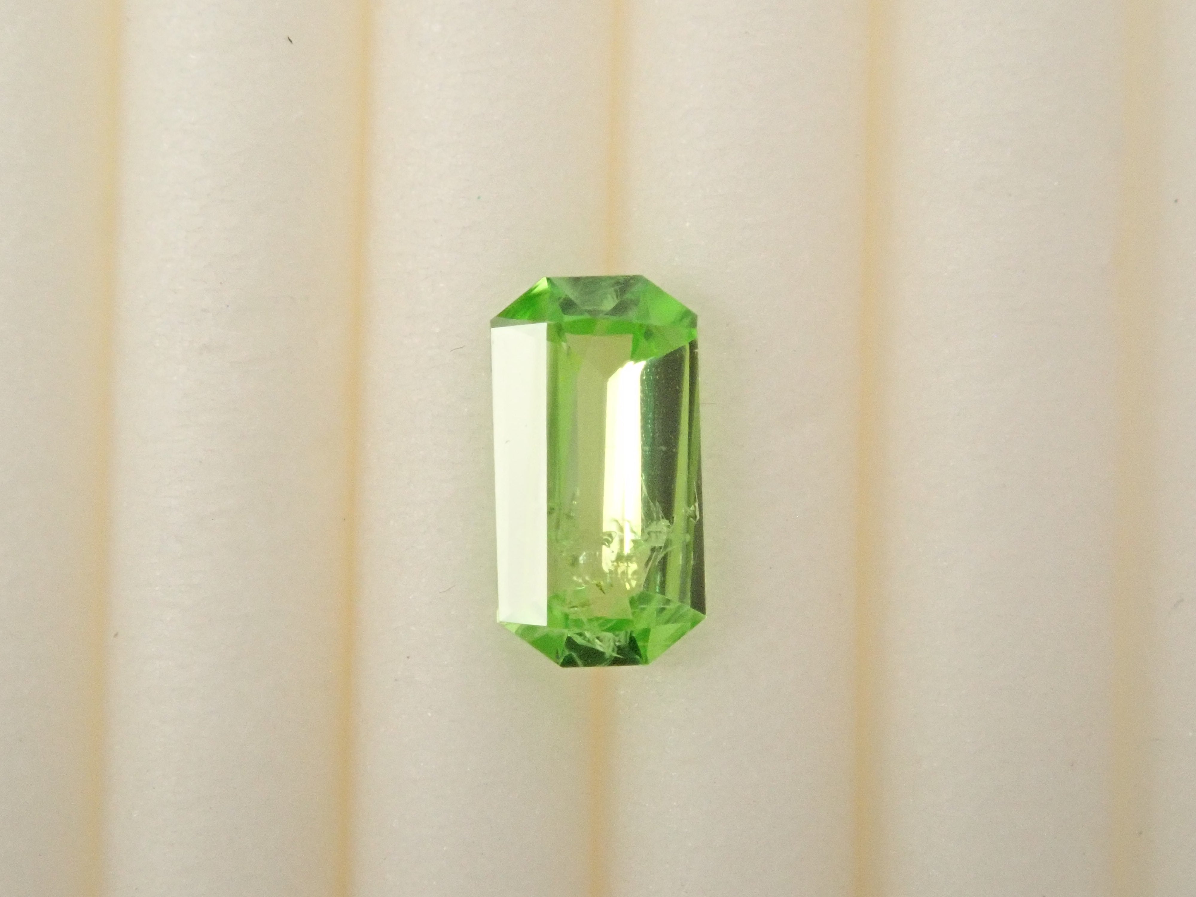 【10/29 22時販売】タンザニア産ミントダイオプサイド 0.364ctルース