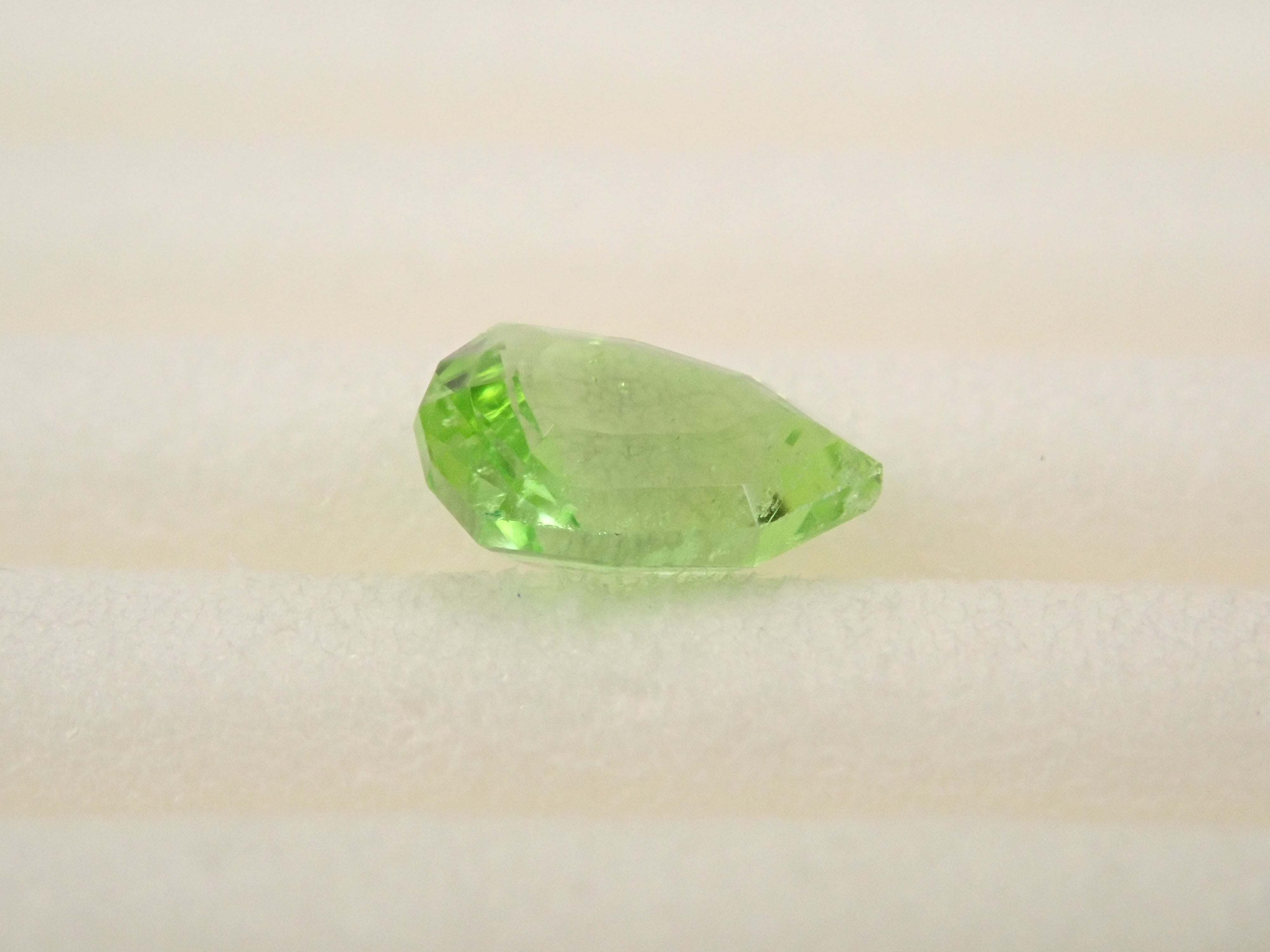 【10/29 22時販売】タンザニア産ミントダイオプサイド 0.290ctルース