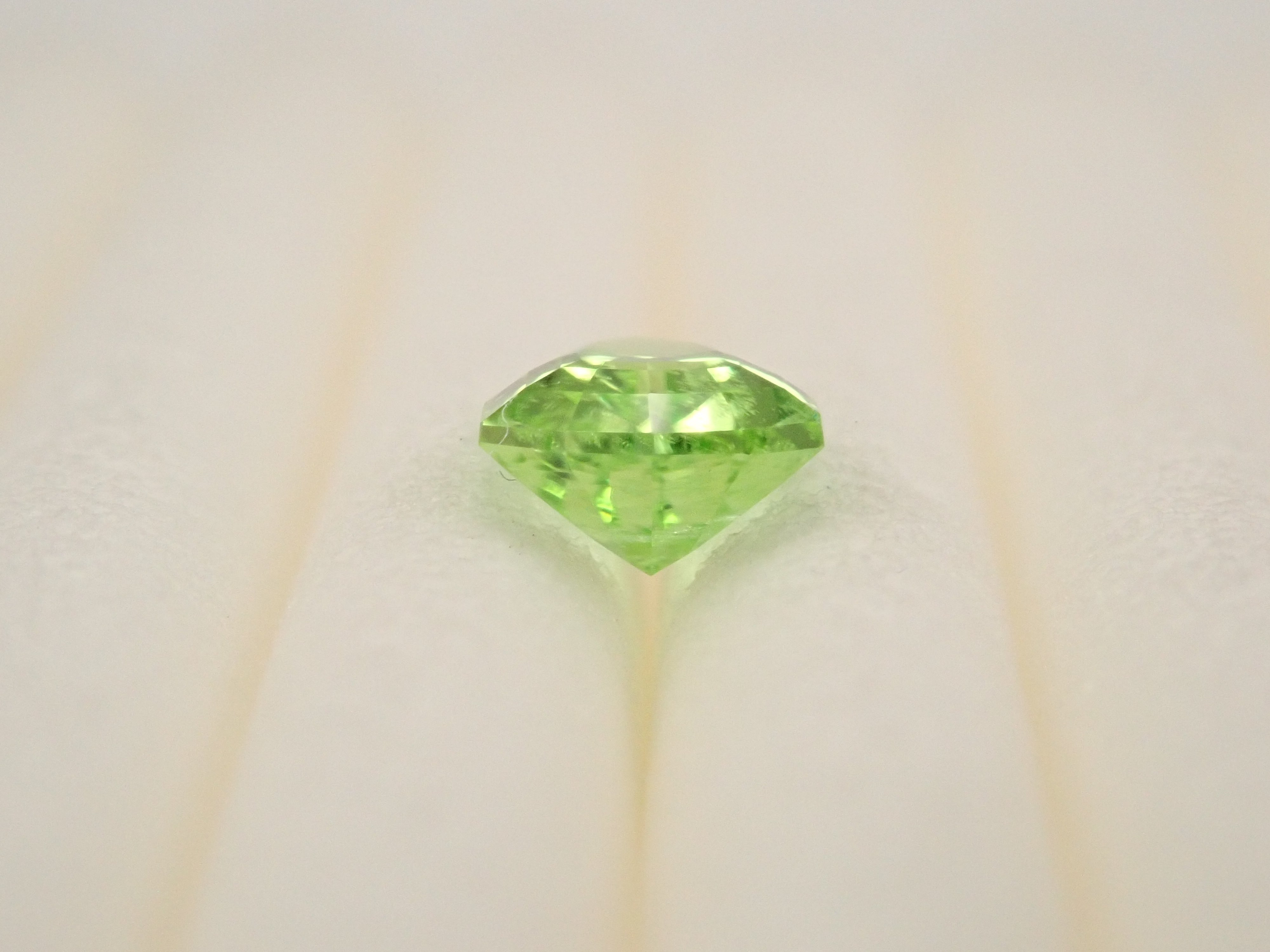 【10/29 22時販売】タンザニア産ミントダイオプサイド 0.290ctルース