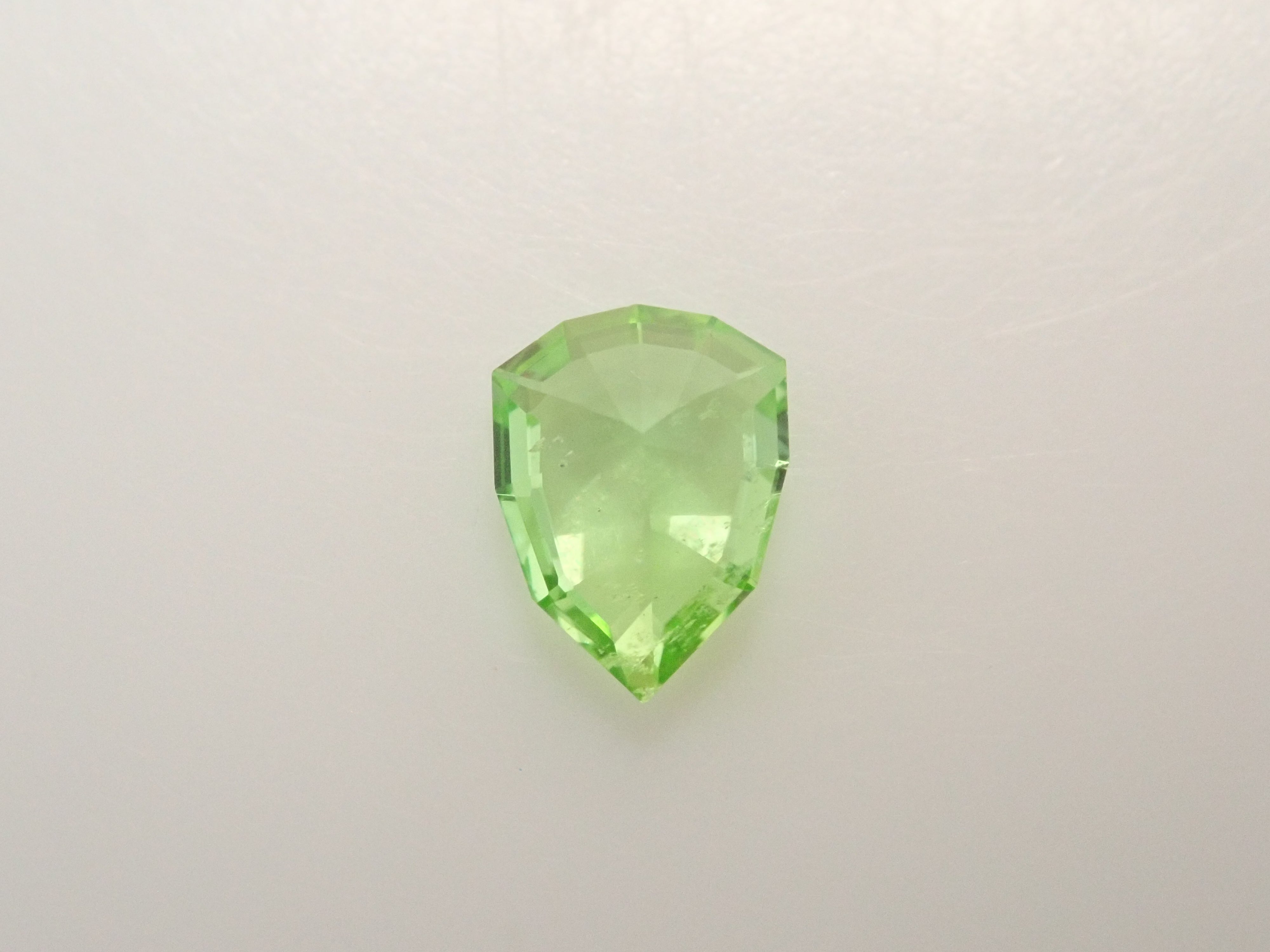 【10/29 22時販売】タンザニア産ミントダイオプサイド 0.290ctルース