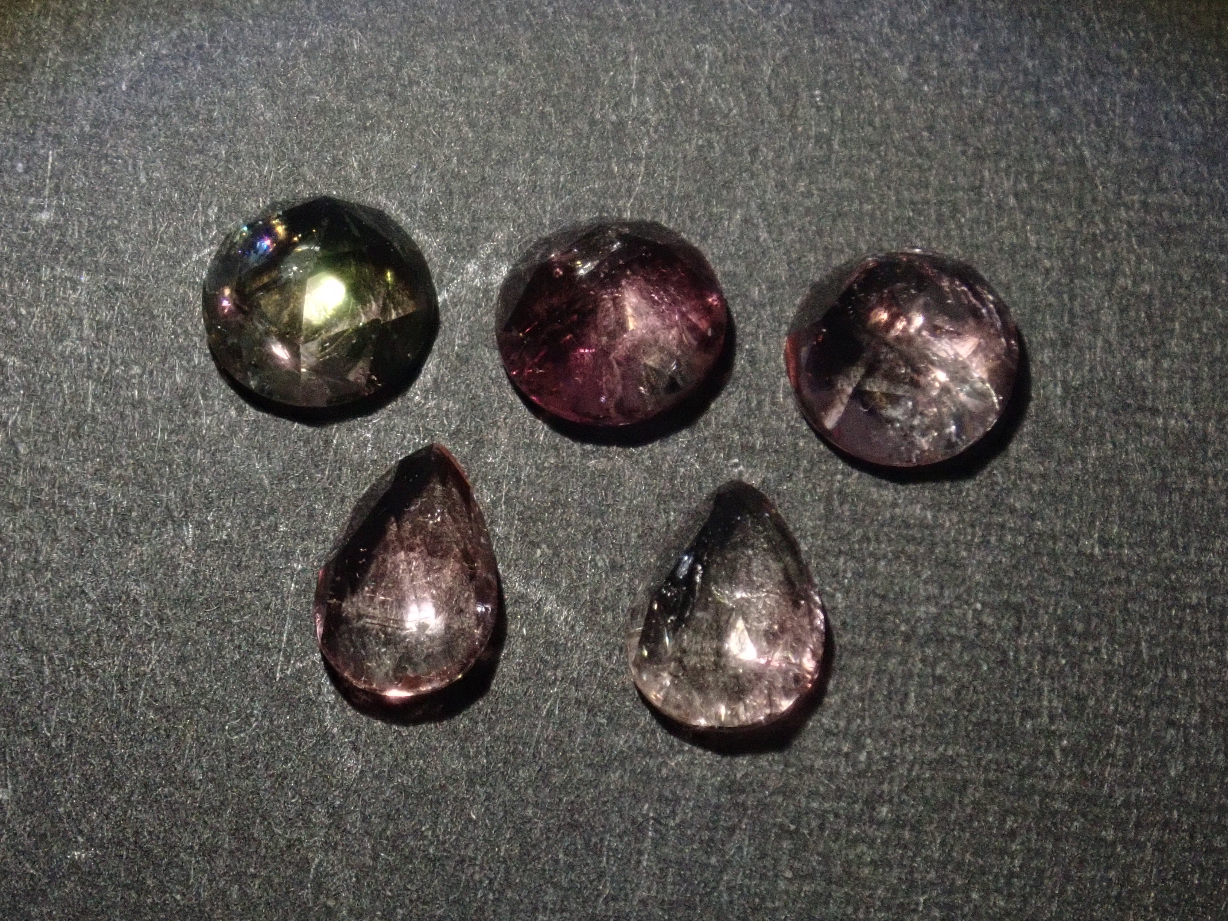 【11/2 22時販売】《限定10石》ジンバブエ産バイカラーユークレースやバイカラースフェーン1.95ctなどが当たるバイカラーガチャ💎《複数購入割引有》