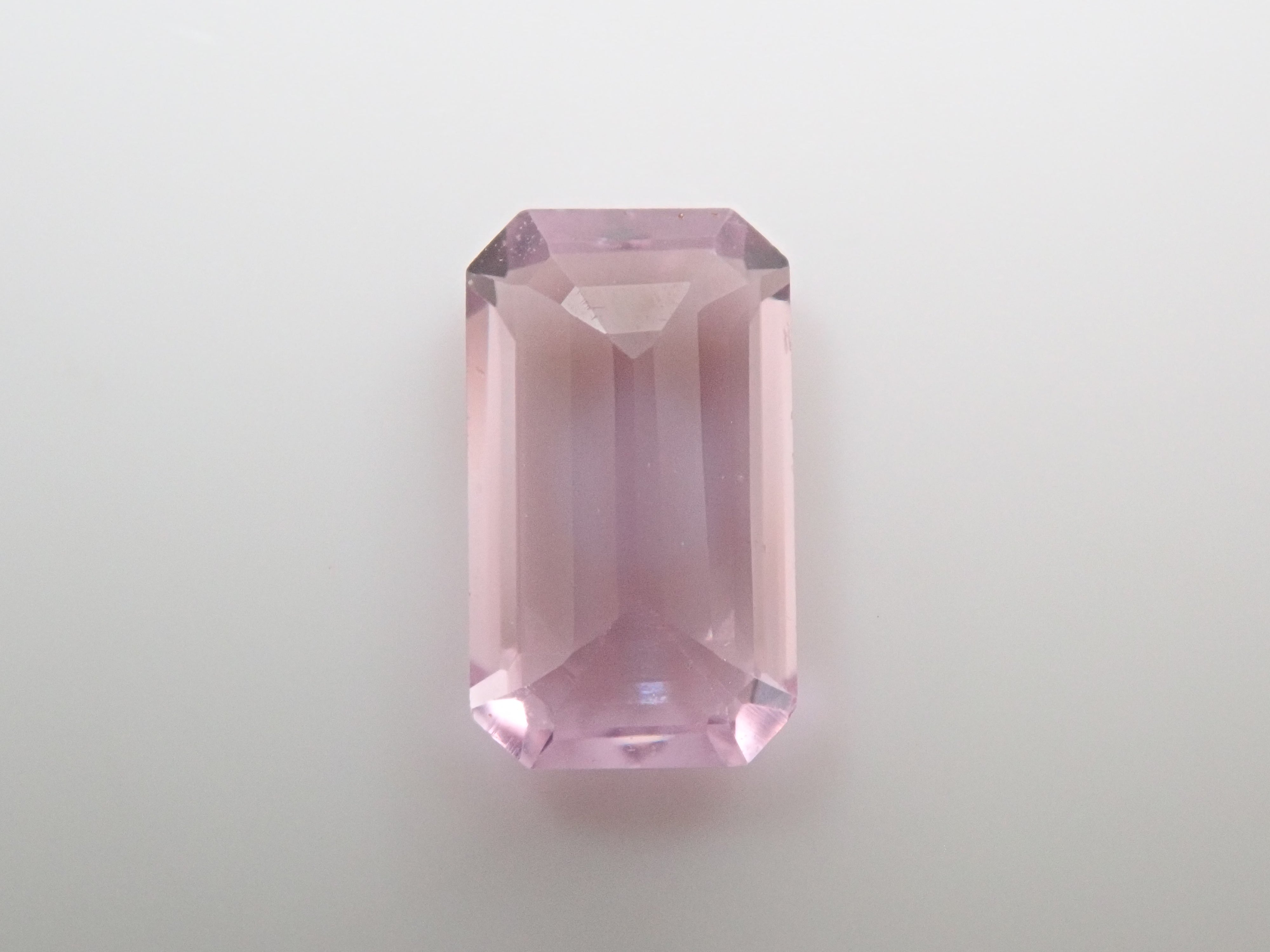 トルコ産ダイアスポア 0.636ctルース