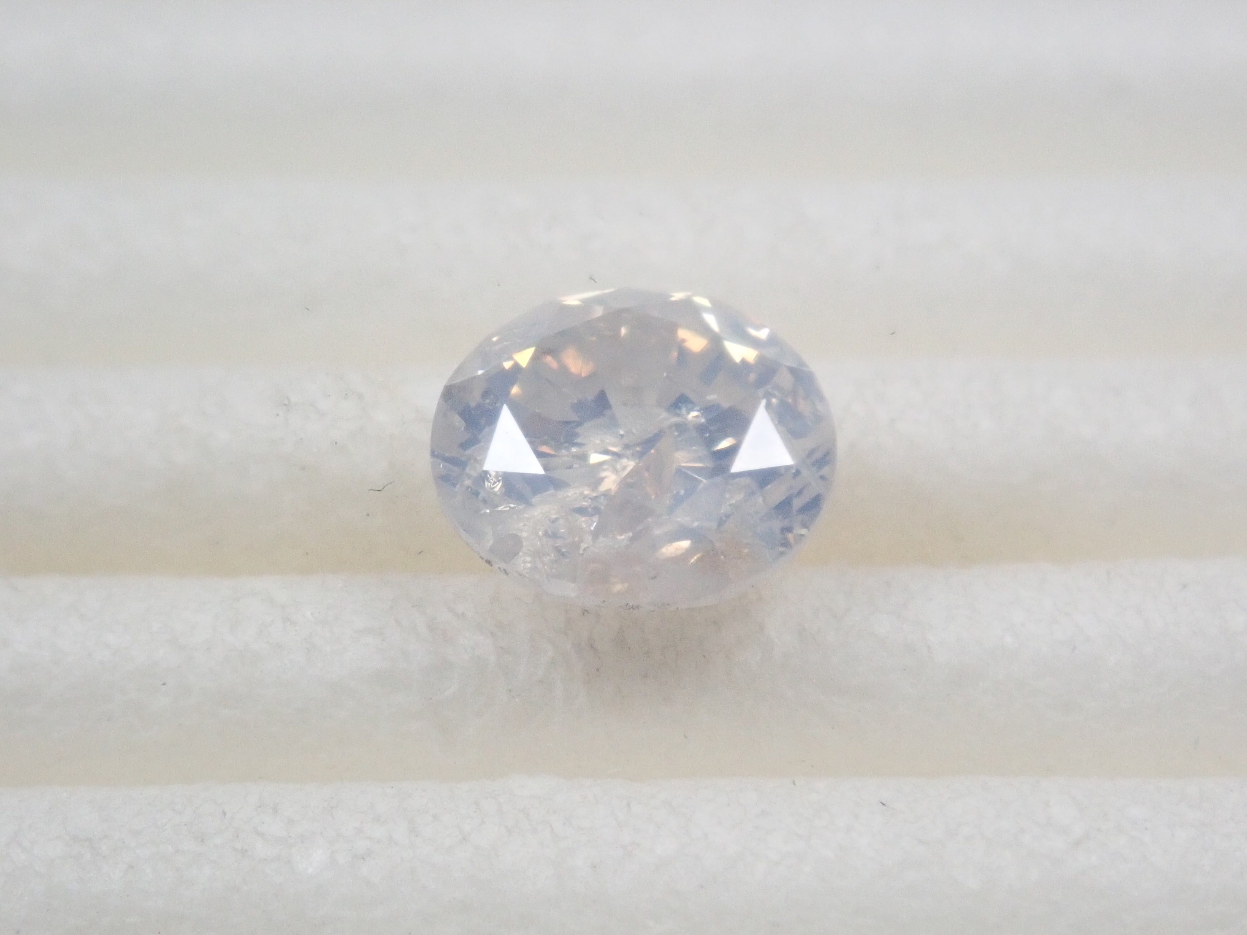 【抽選販売:10/31(金)10時am〆】ホワイトダイヤモンド 6.2mm/0.988ctルース(FANCY WHITE, I2)