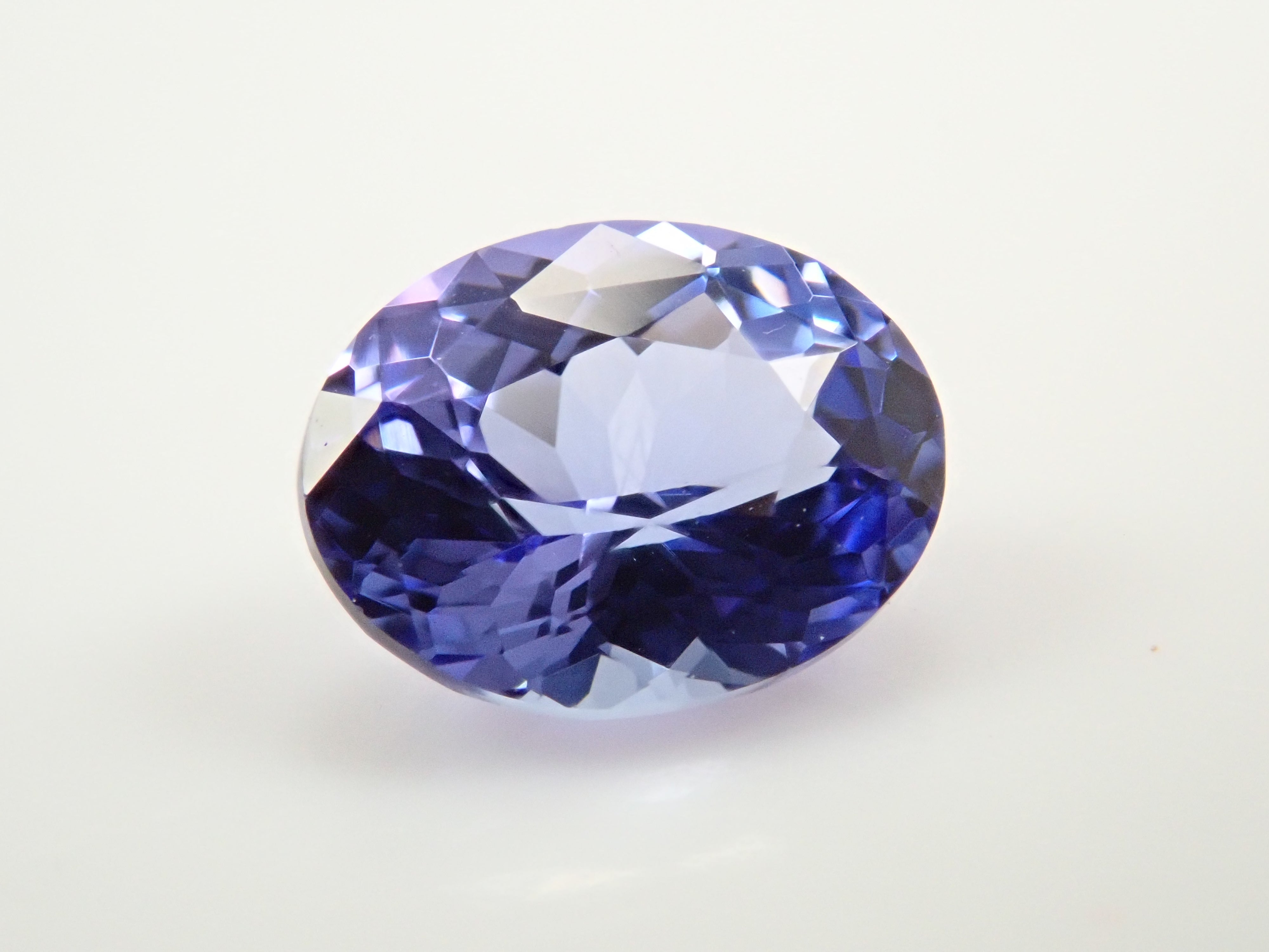 【11/7 22時販売】タンザニア産タンザナイト 0.637ctルース