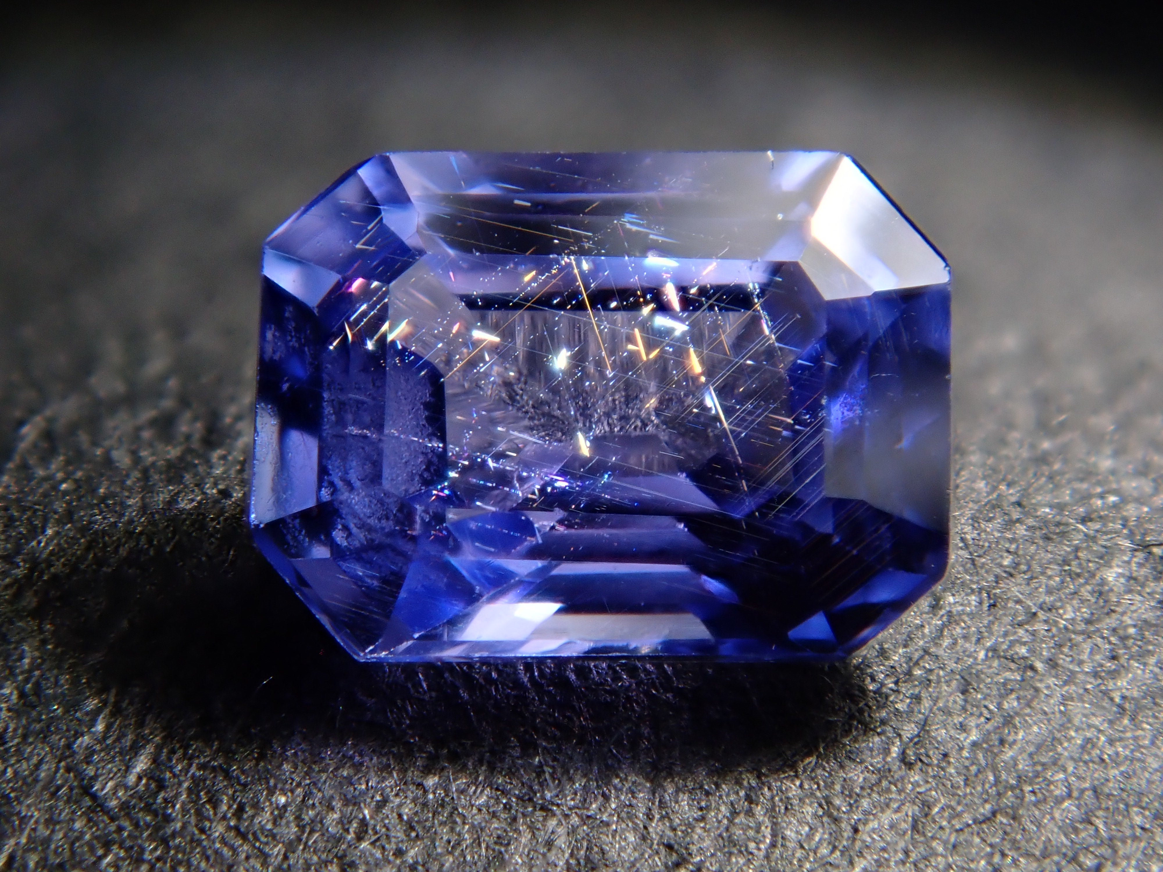 【11/7 22時販売】ヴァイオレットサファイア 0.310ctルース