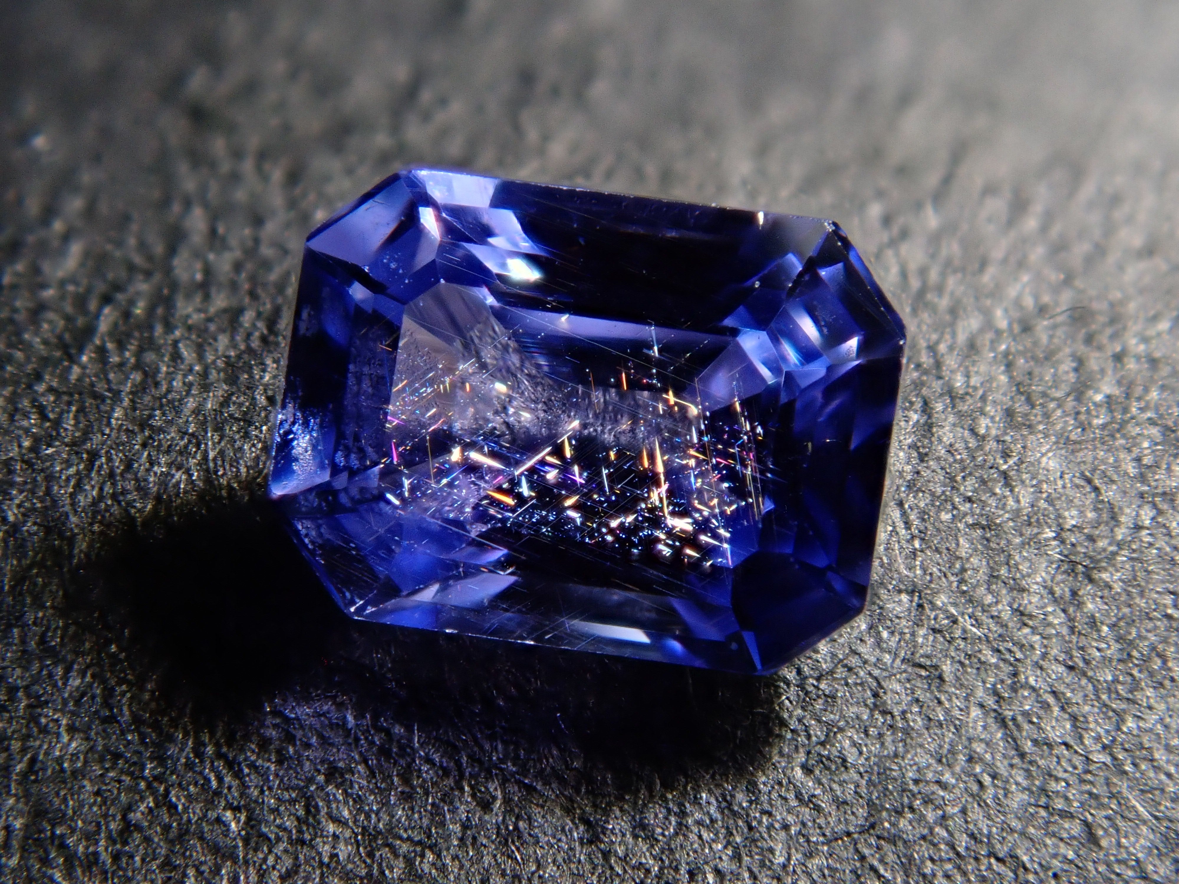 【11/7 22時販売】ヴァイオレットサファイア 0.310ctルース