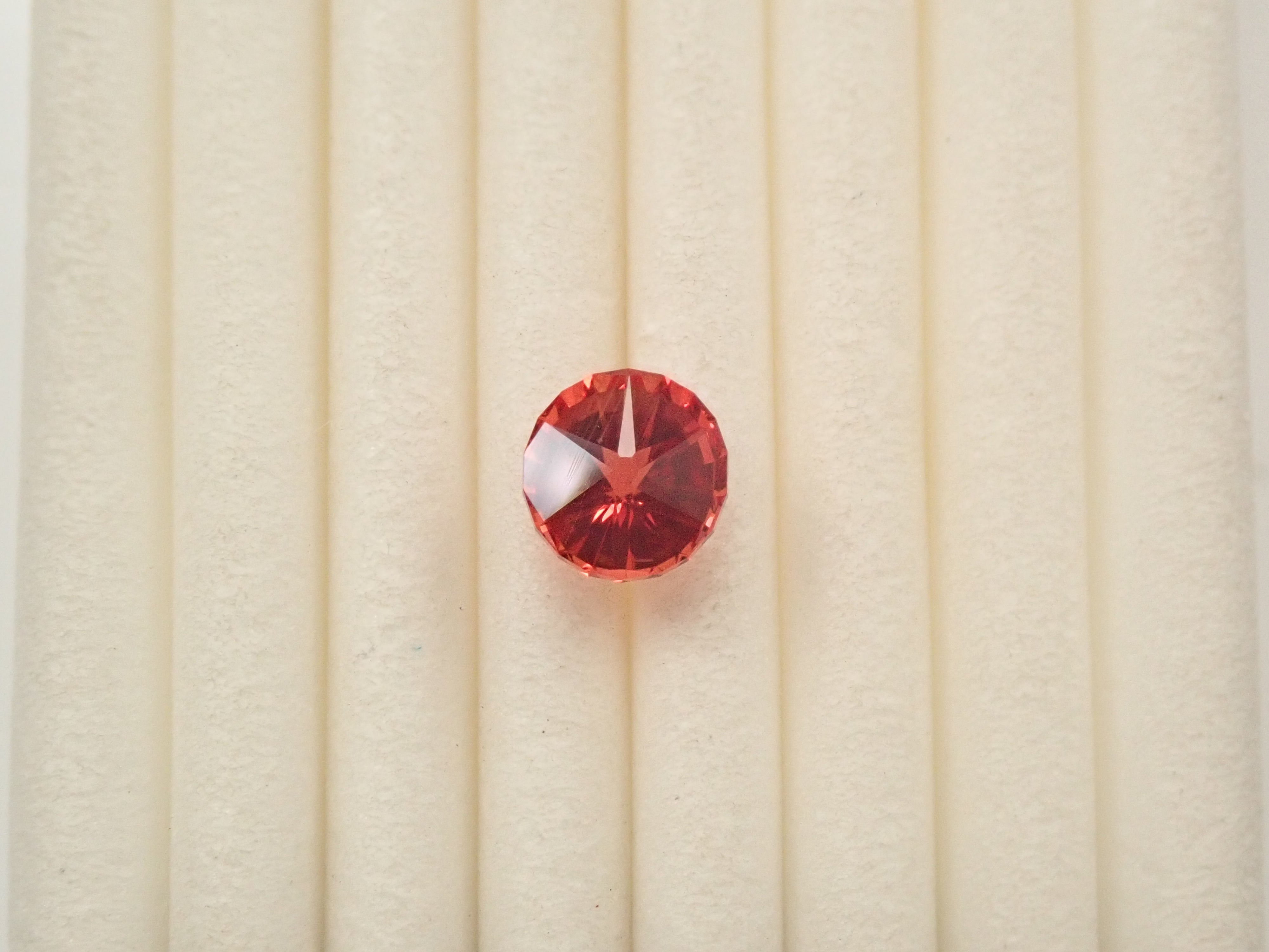 【11/1 22時販売】チベット産アンデシン 0.738ctルース