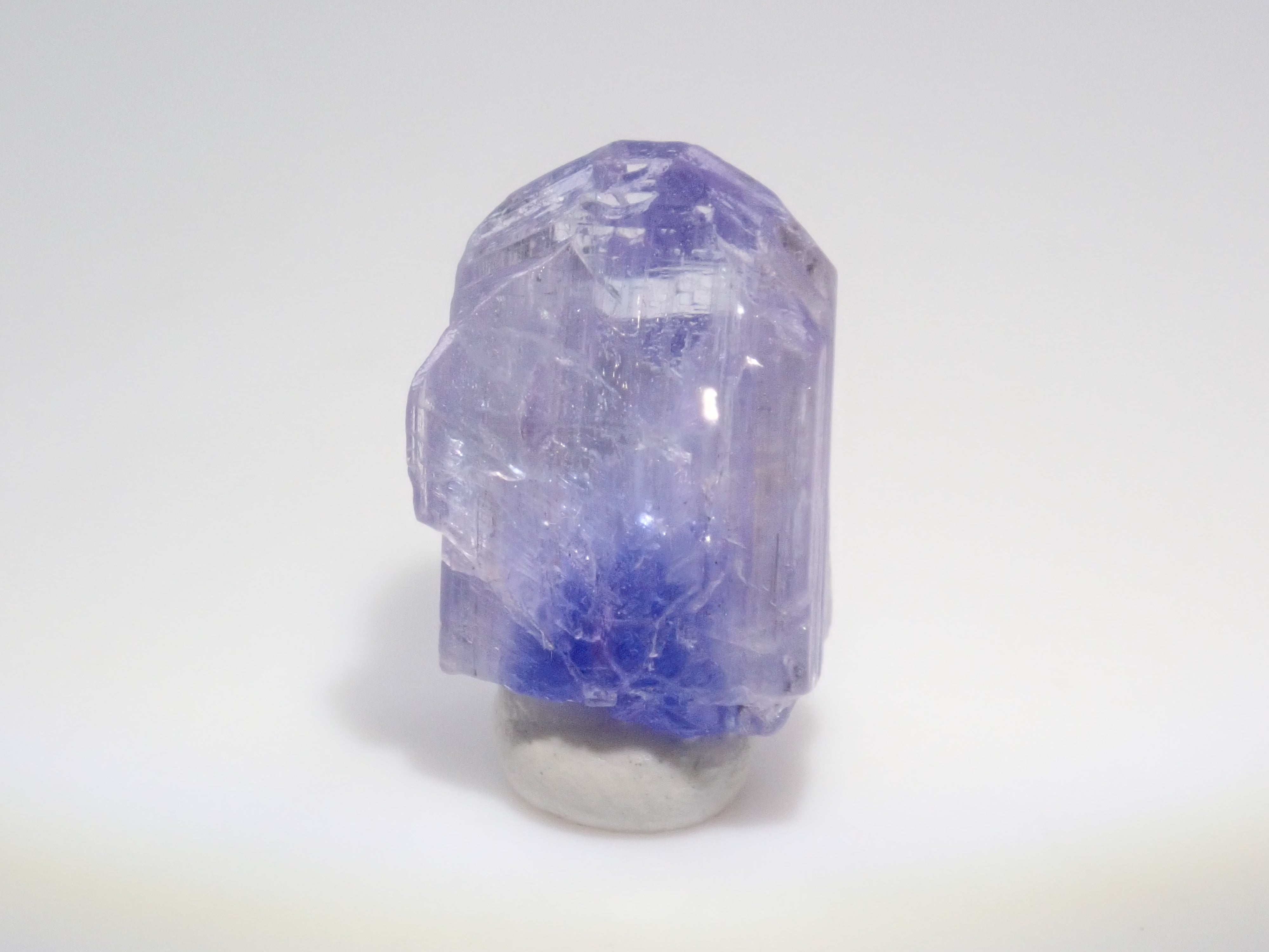 【11/2 22時販売開始】《限定10石》バイカラーピンクタンザナイト原石含むタンザナイト原石ガチャ(平均4.2ct)《複数購入割引有》