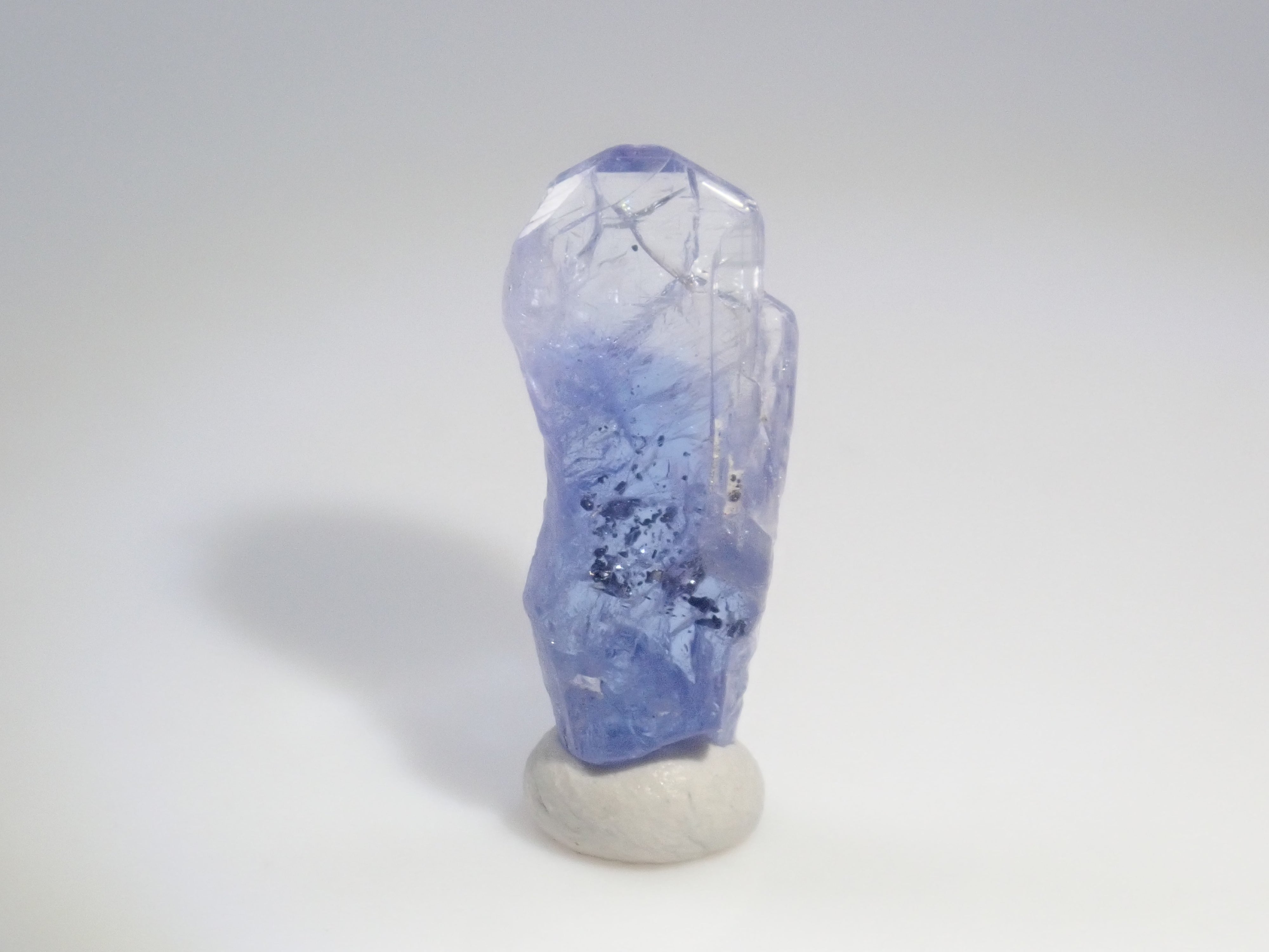 【11/2 22時販売開始】《限定10石》バイカラーピンクタンザナイト原石含むタンザナイト原石ガチャ(平均4.2ct)《複数購入割引有》