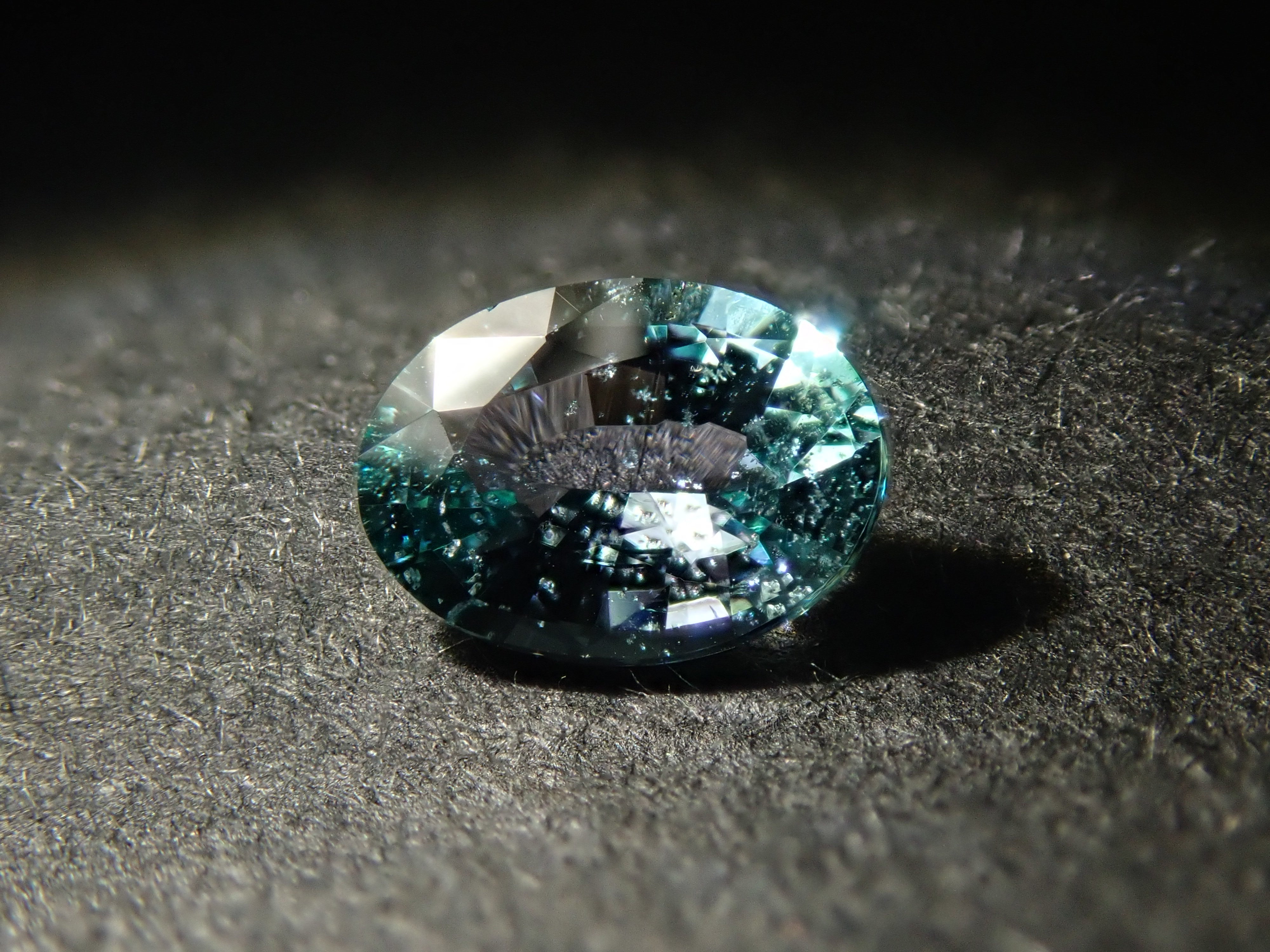 【11/1 22時販売】タンザニア産コーネルピン 0.324ctルース