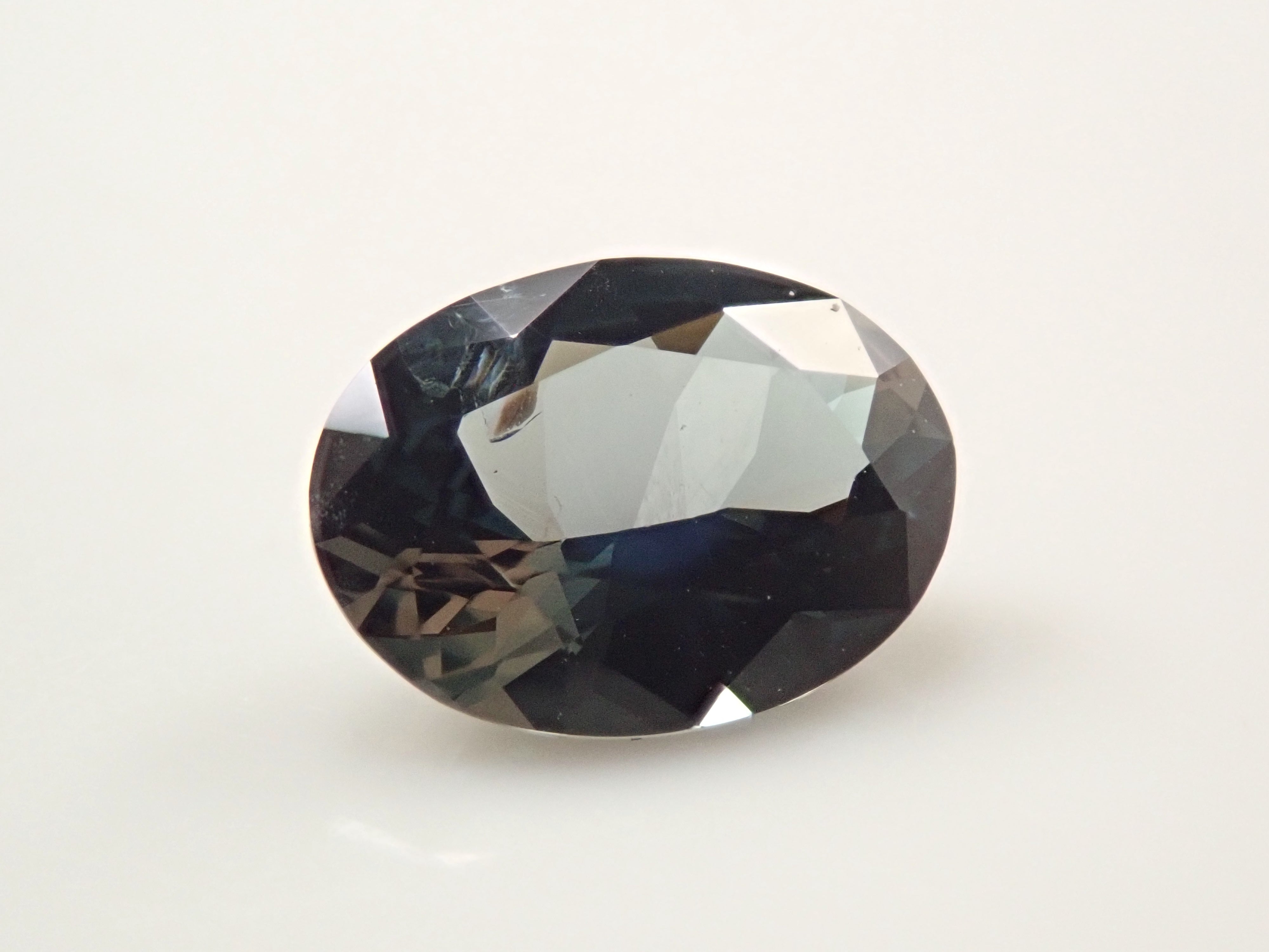 【11/1 22時販売】スリランカ産サファリン 0.738ctルース