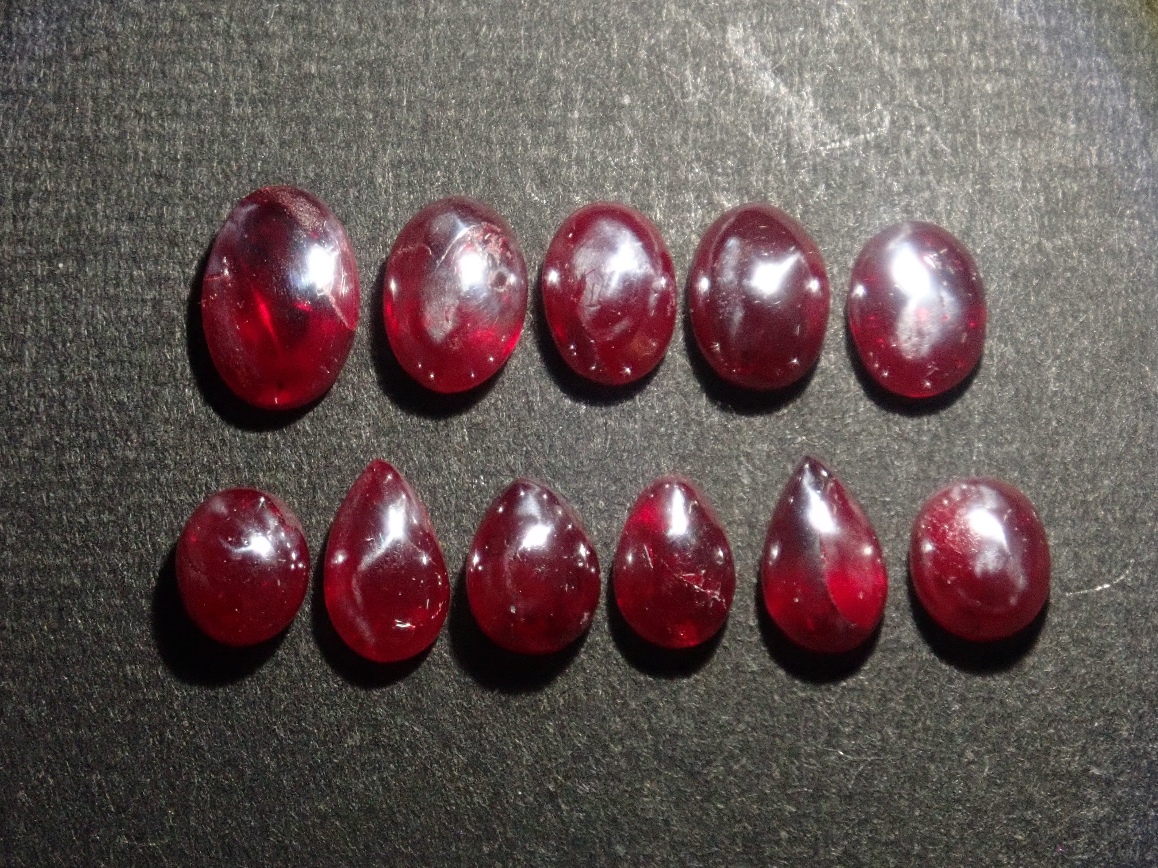 【11/2 22時販売】《限定11石》中国産シンシャ・辰砂(全石鑑別書付き,平均0.77ct,カボションカット)1石ルース《複数購入割引有》